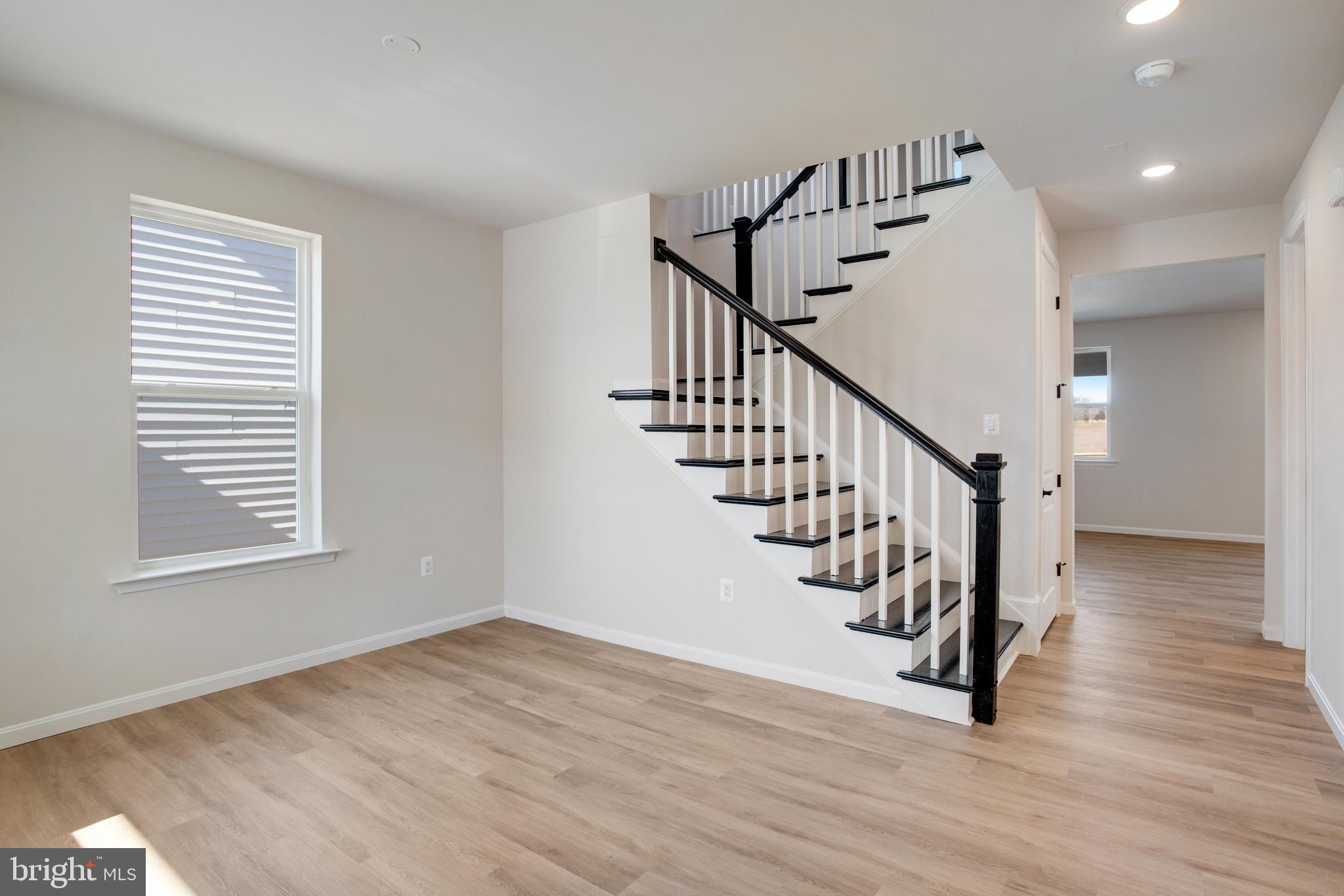 SEASONS AT ROUND MILL MEADOWS - Residential