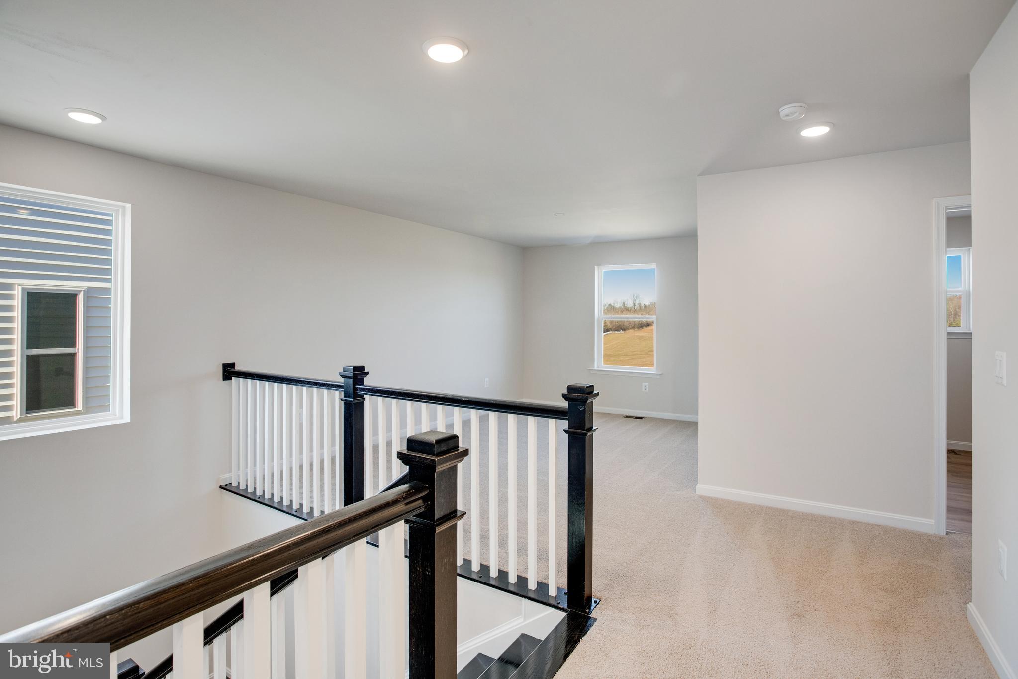 SEASONS AT ROUND MILL MEADOWS - Residential