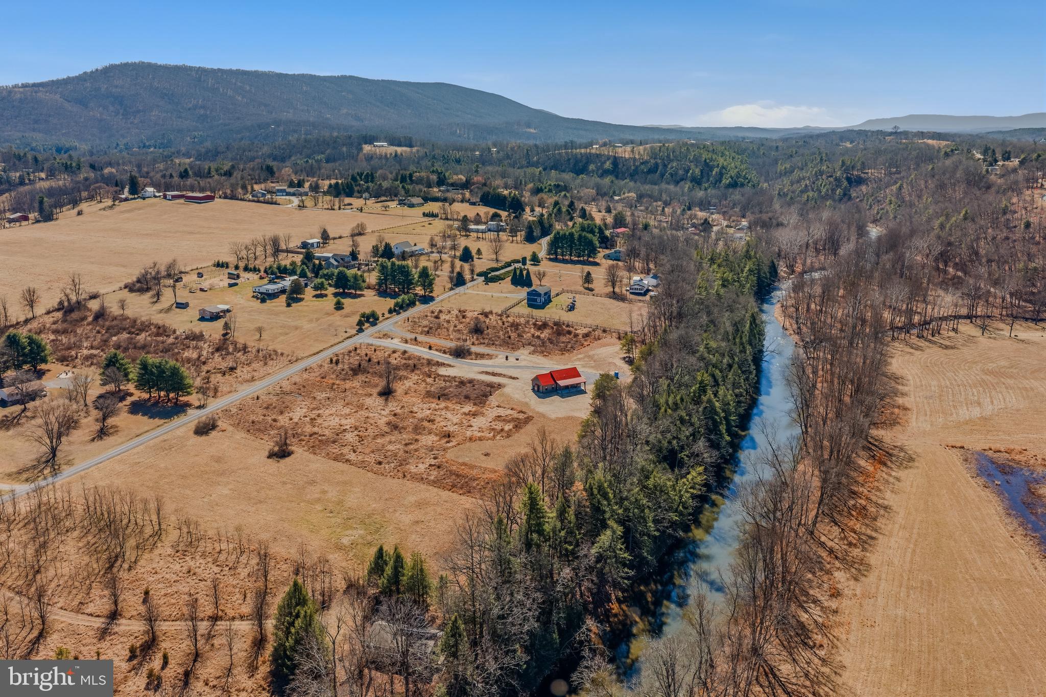 SLEEPY CREEK ORCHARD - Residential