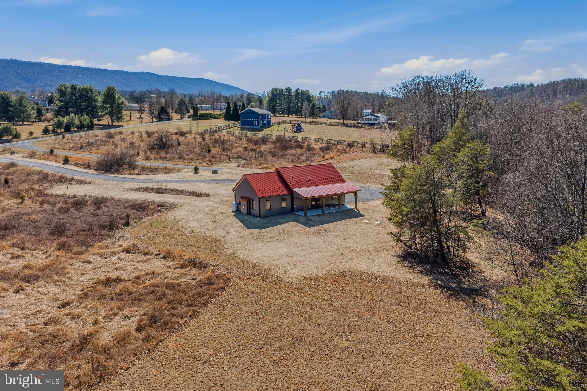 SLEEPY CREEK ORCHARD - Residential