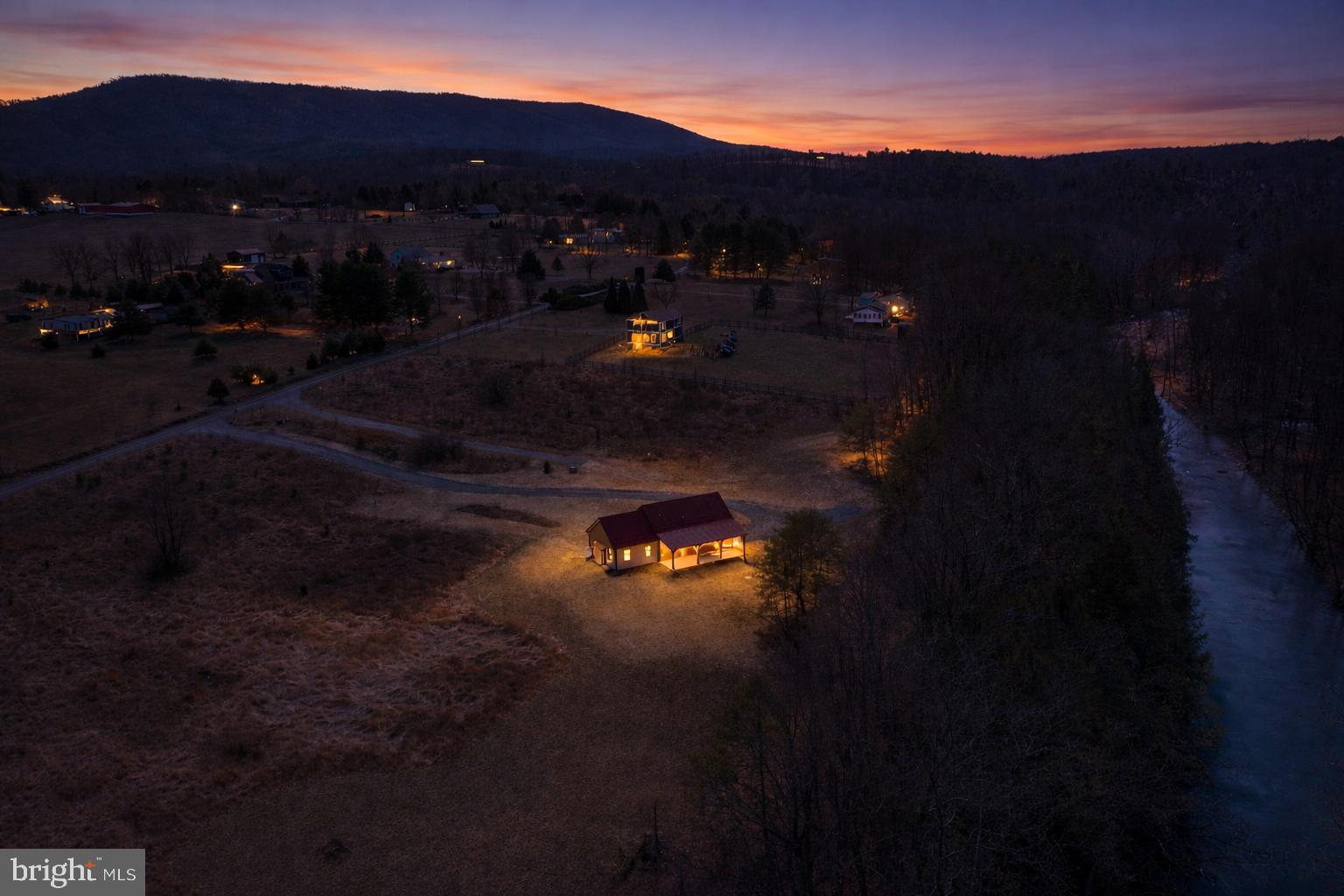 SLEEPY CREEK ORCHARD - Residential