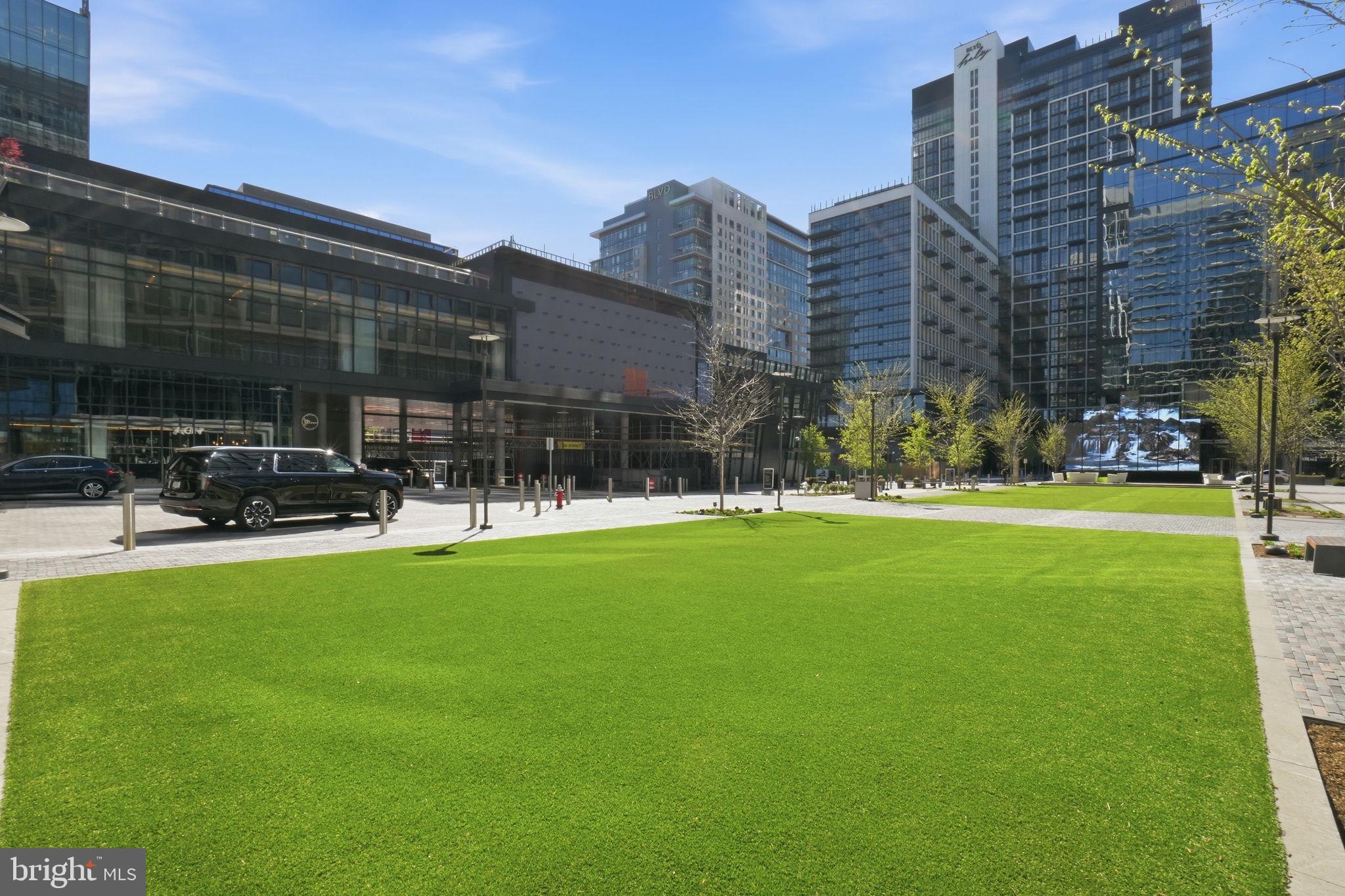 CHESTNUT GROVE - Residential