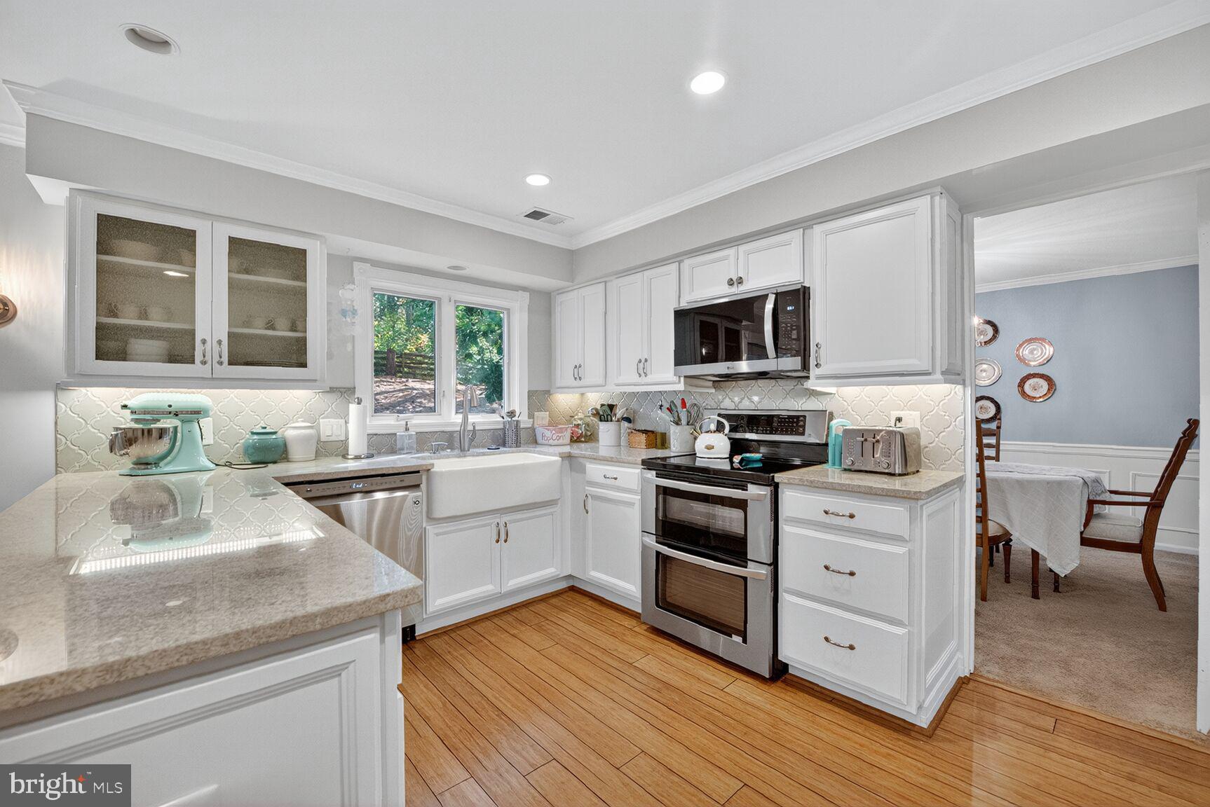 COUNTRYSIDE - Residential