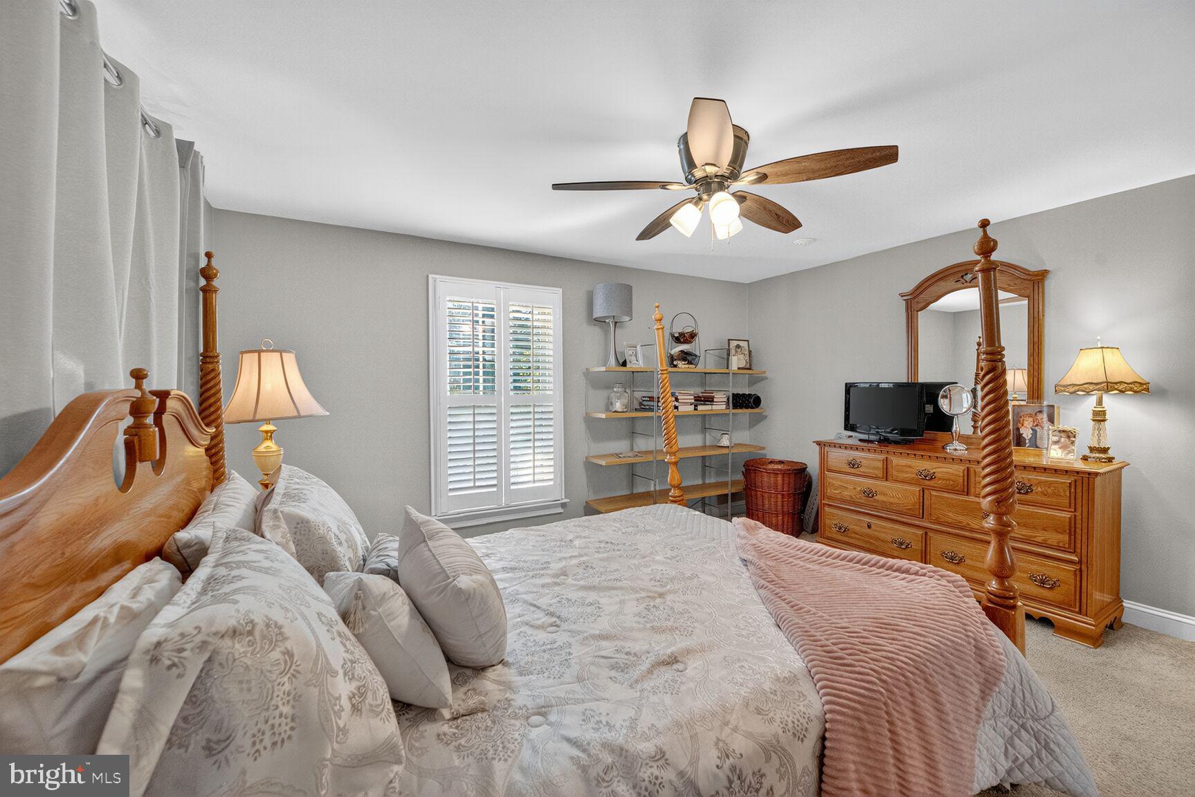 COUNTRYSIDE - Residential