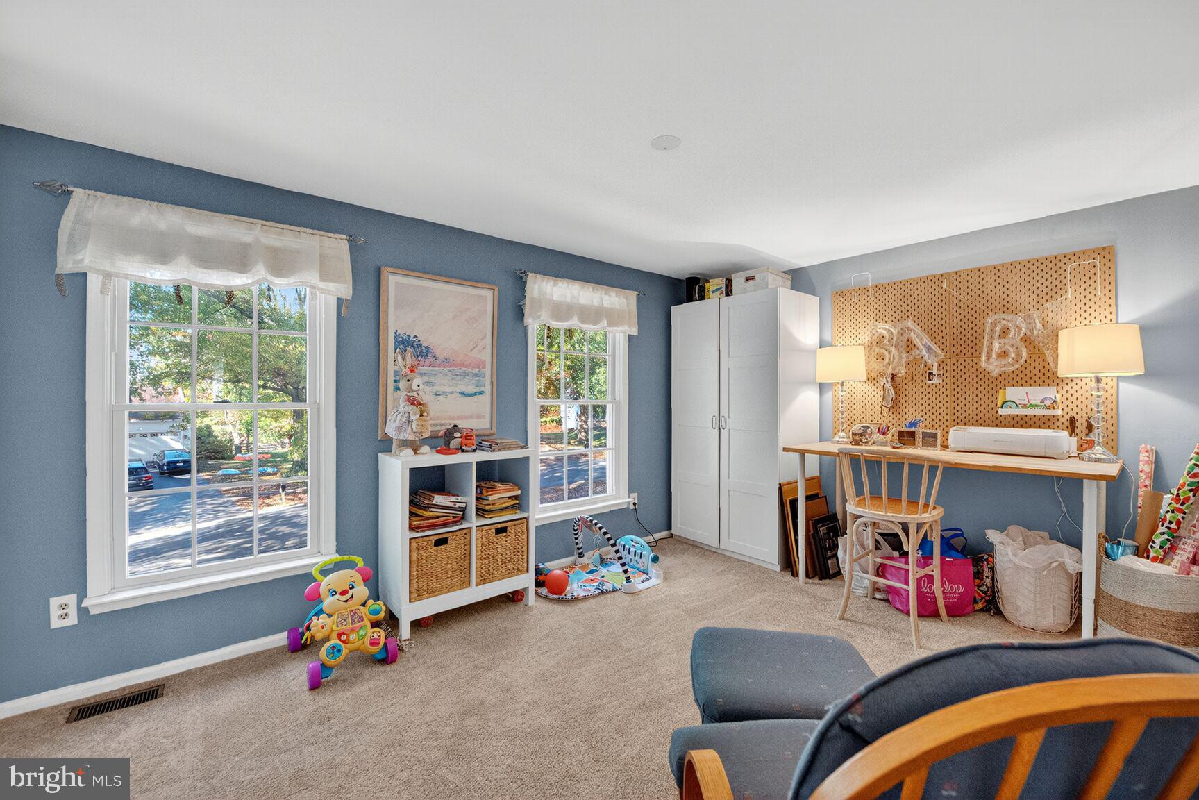 COUNTRYSIDE - Residential