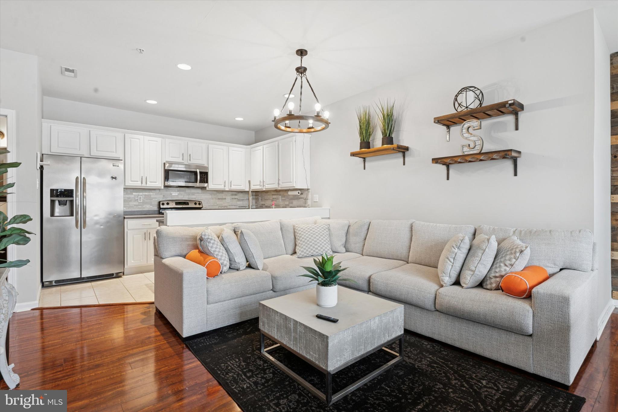 298 JEFFERSON AVENUE 12