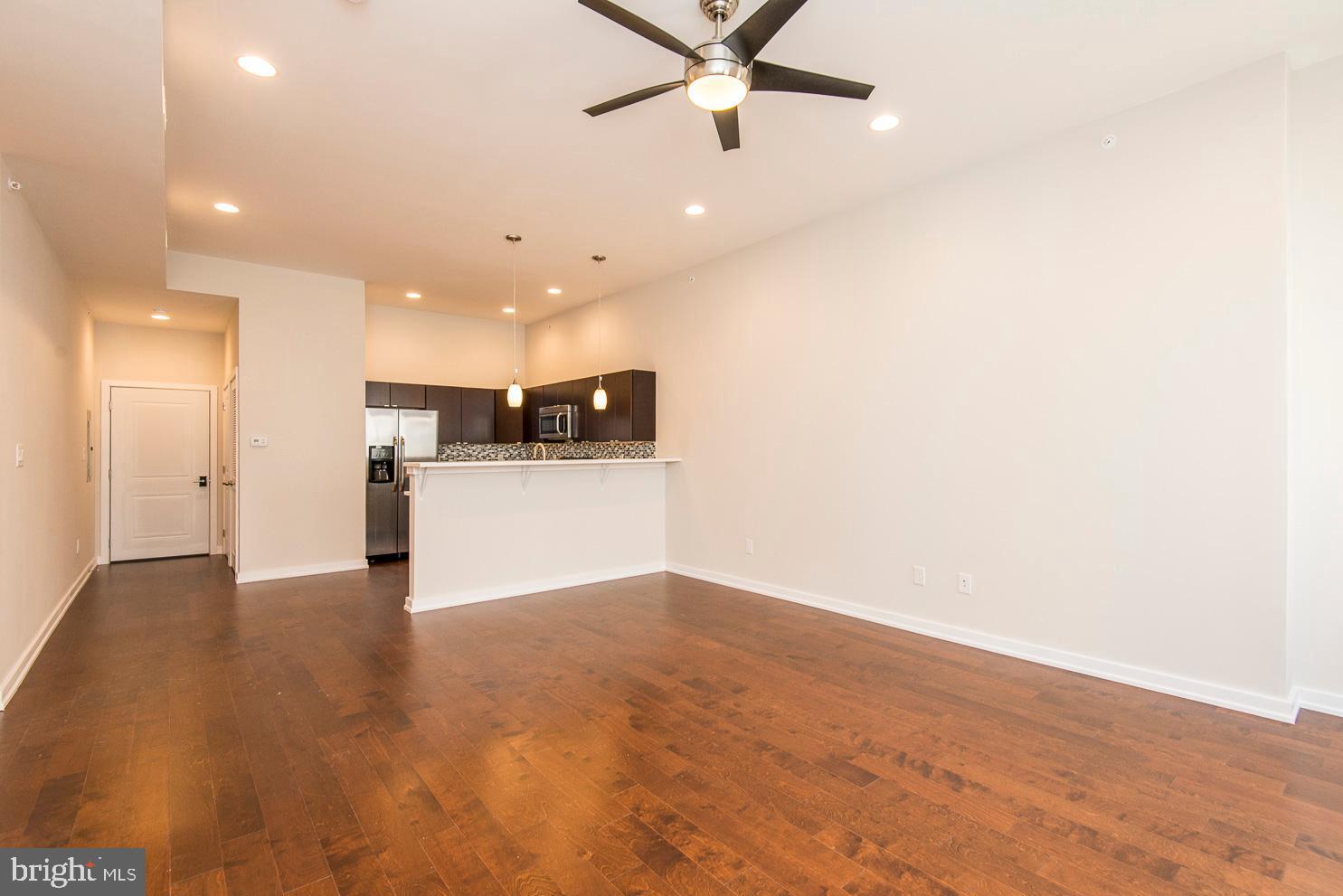 QUEEN VILLAGE - Residential Lease