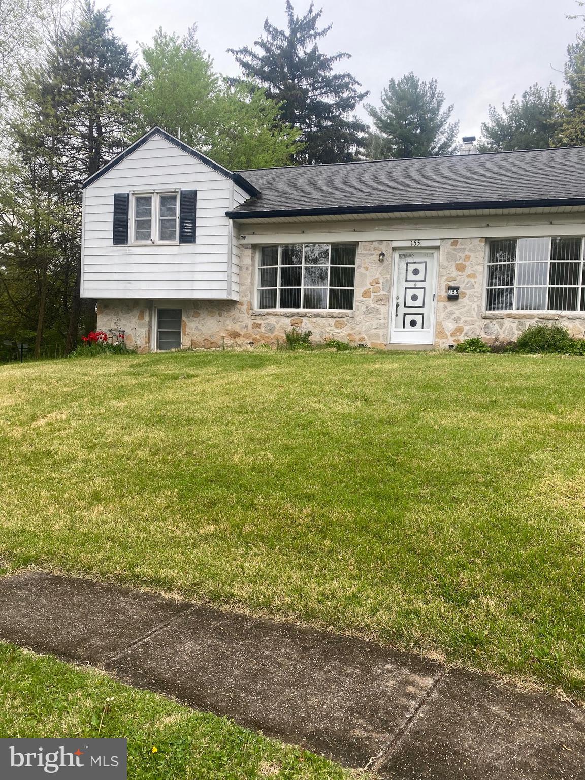 JEFFERSONVILLE - Residential