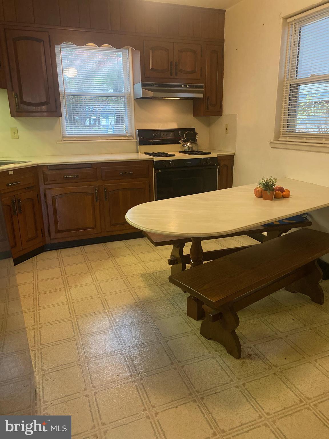 JEFFERSONVILLE - Residential