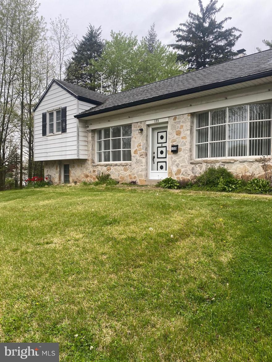 This is a perfect Home for first time Home Buyers or those who may want to Downsize, conveniently located on a nice cul-de-sac lot.
This Split Level home has numerous nice features including hardwood flooring, 4 bedrooms, 2.5 Baths and Wood Cabinets in the Kitchen.  The Lower Level is completely finished and has a wood burning fireplace with brick hearth.  There is also abundant storage!
This home is conveniently located in a pleasant West Norriton location.