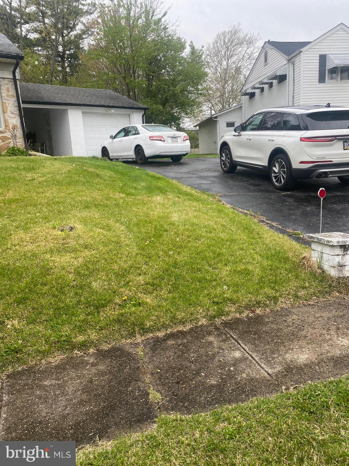 JEFFERSONVILLE - Residential