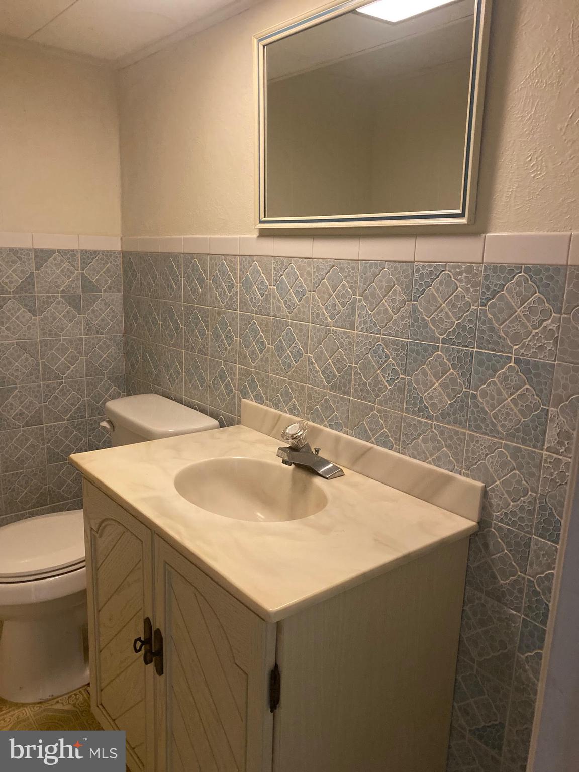 JEFFERSONVILLE - Residential