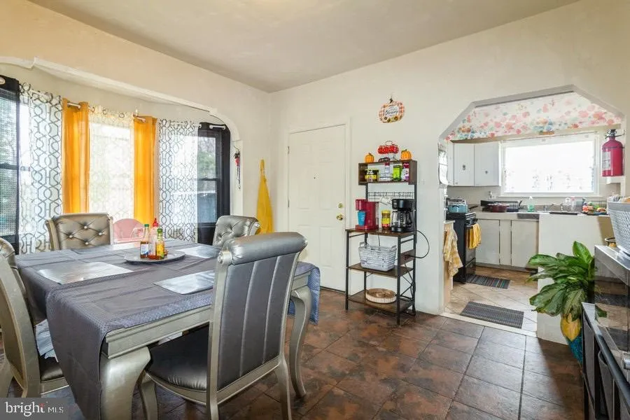 Clementon, New Jersey 08021, United States, 3 Bedrooms Bedrooms, ,3 BathroomsBathrooms,Residential,Active,98472