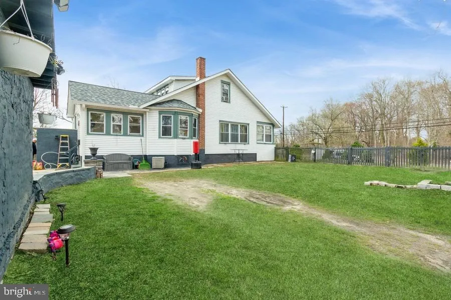 Clementon, New Jersey 08021, United States, 3 Bedrooms Bedrooms, ,3 BathroomsBathrooms,Residential,Active,98472