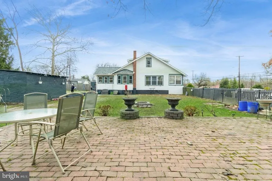 Clementon, New Jersey 08021, United States, 3 Bedrooms Bedrooms, ,3 BathroomsBathrooms,Residential,Active,98472