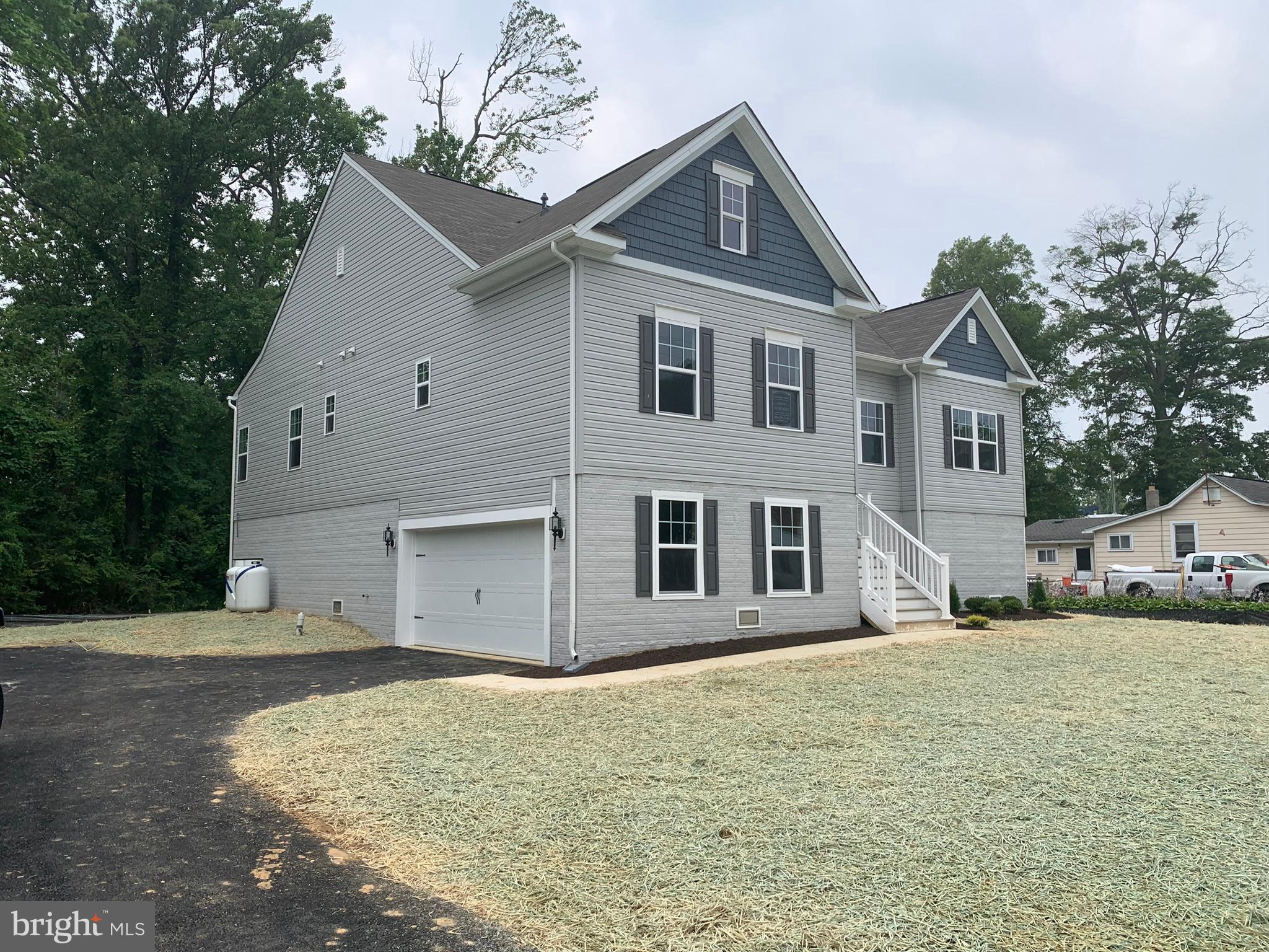 BOWLEYS QUARTERS - Residential