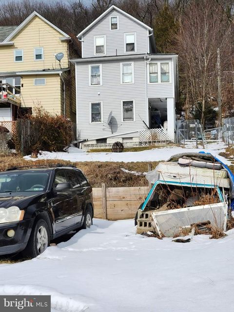 Homes For Sale - 21 E Enterprise Street<br/> Luzerne County, GLEN LYON, PA 18617