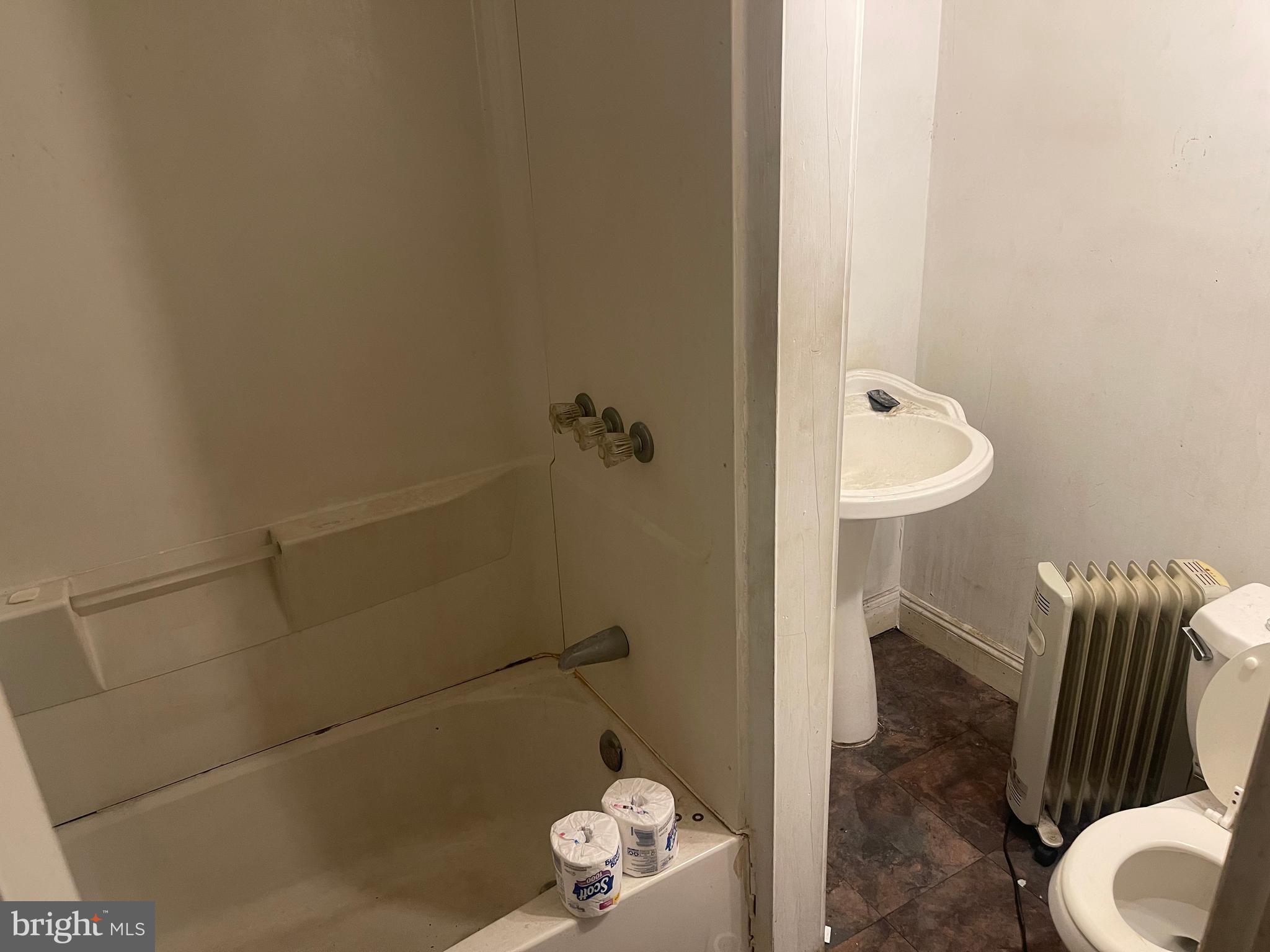 CHESTER CITY - Residential Income