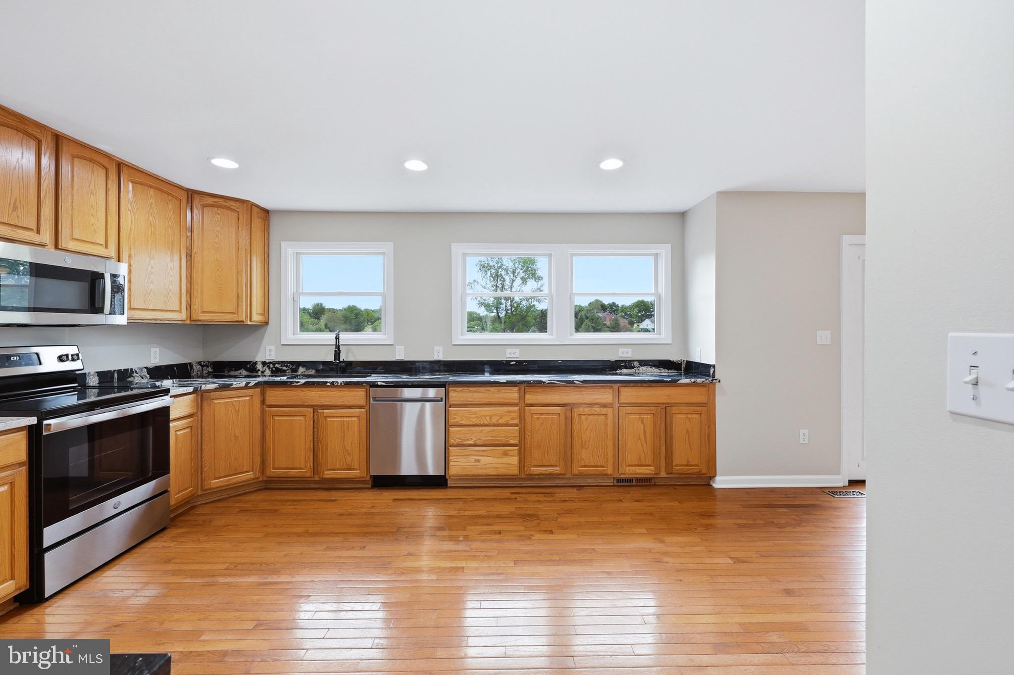 CLOVERDALE HEIGHTS - Residential