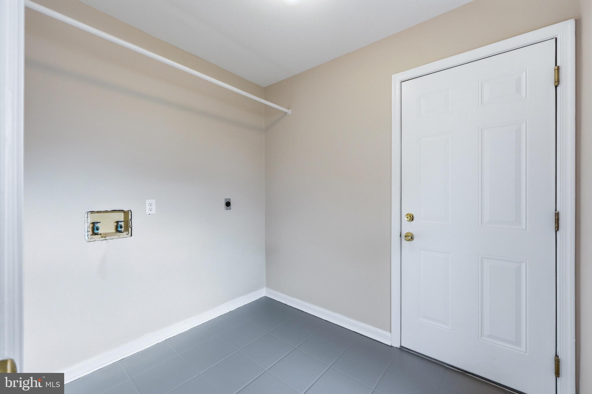 CLOVERDALE HEIGHTS - Residential