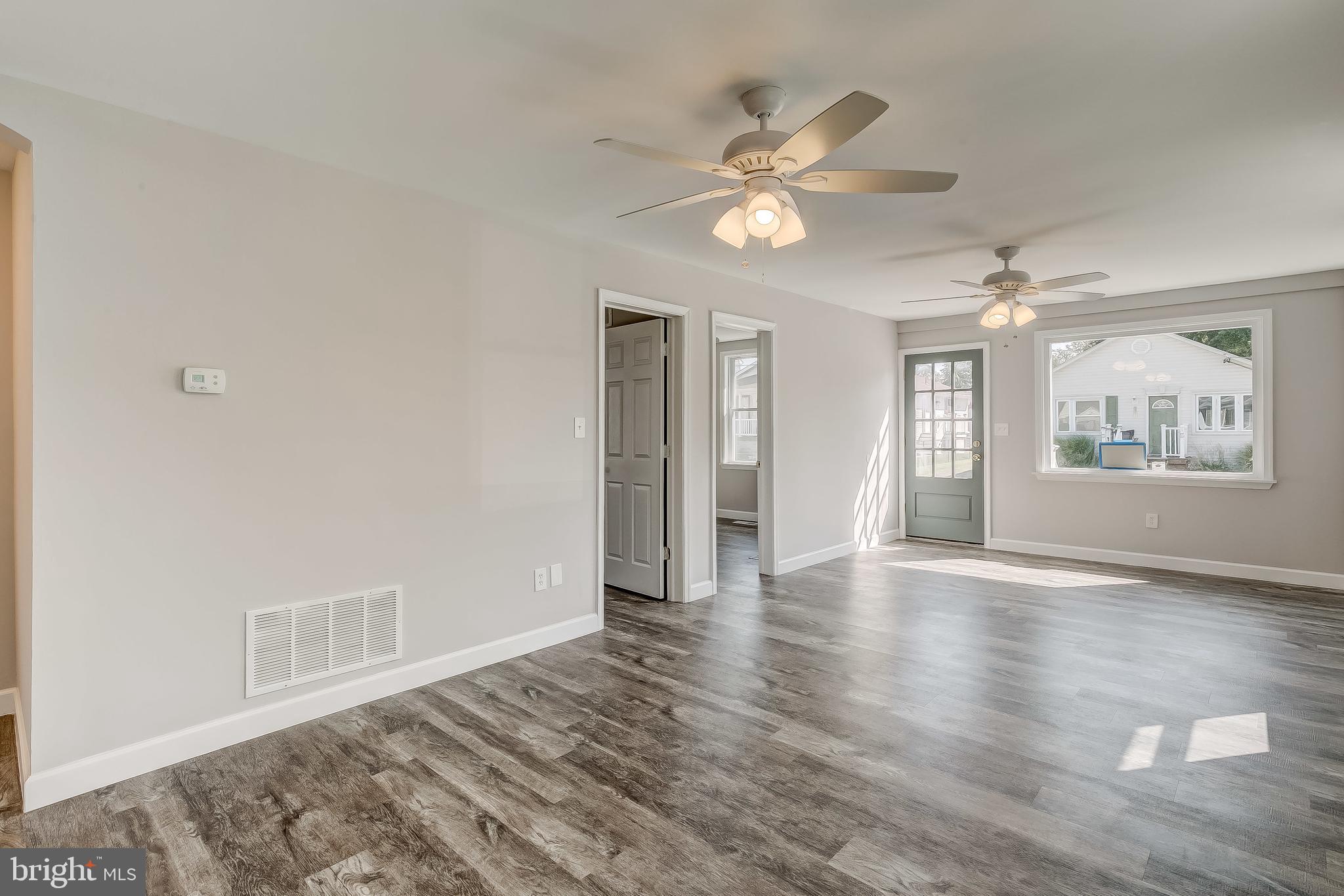 GEORGE JANSSEN - Residential