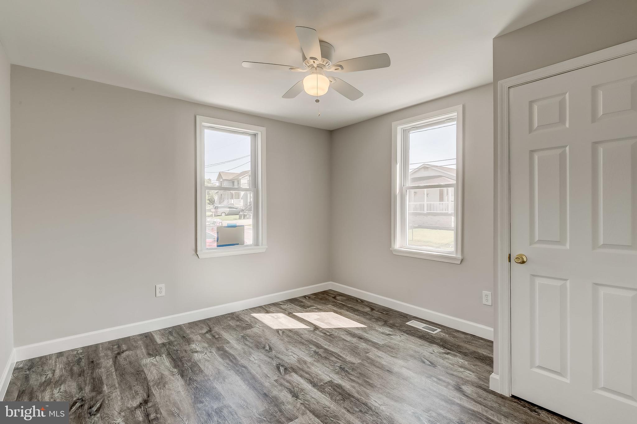 GEORGE JANSSEN - Residential