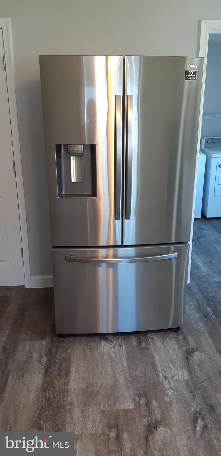 GEORGE JANSSEN - Residential