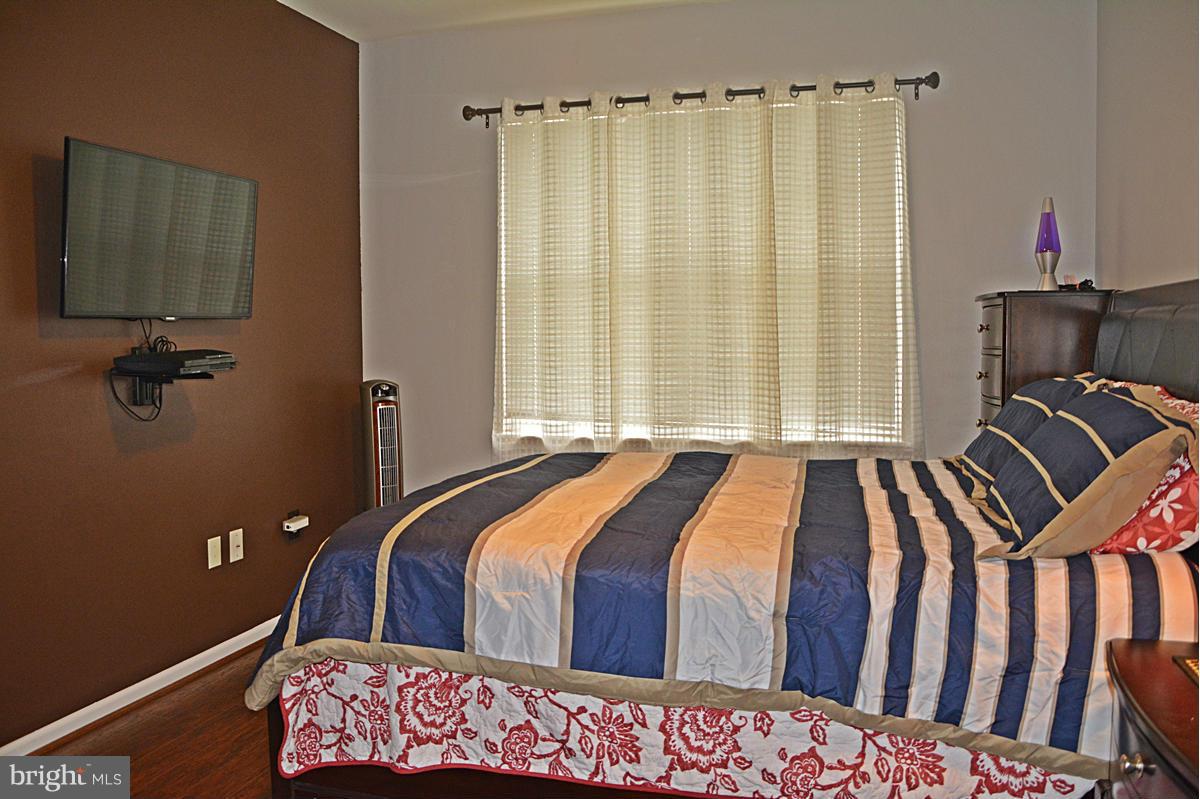 THE ASHMORE - Residential Lease