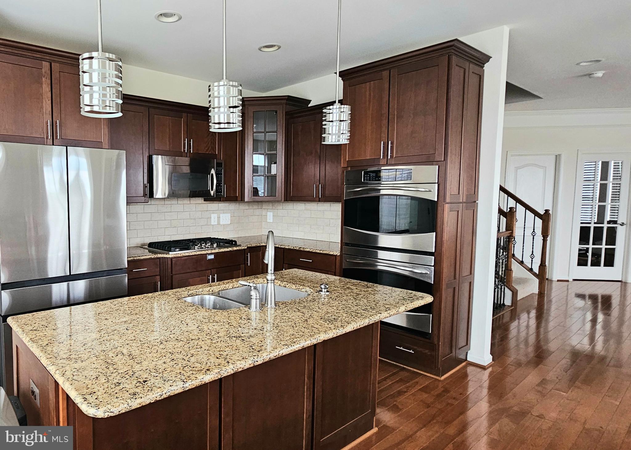 BRAMBLETON OVERLOOK - Residential