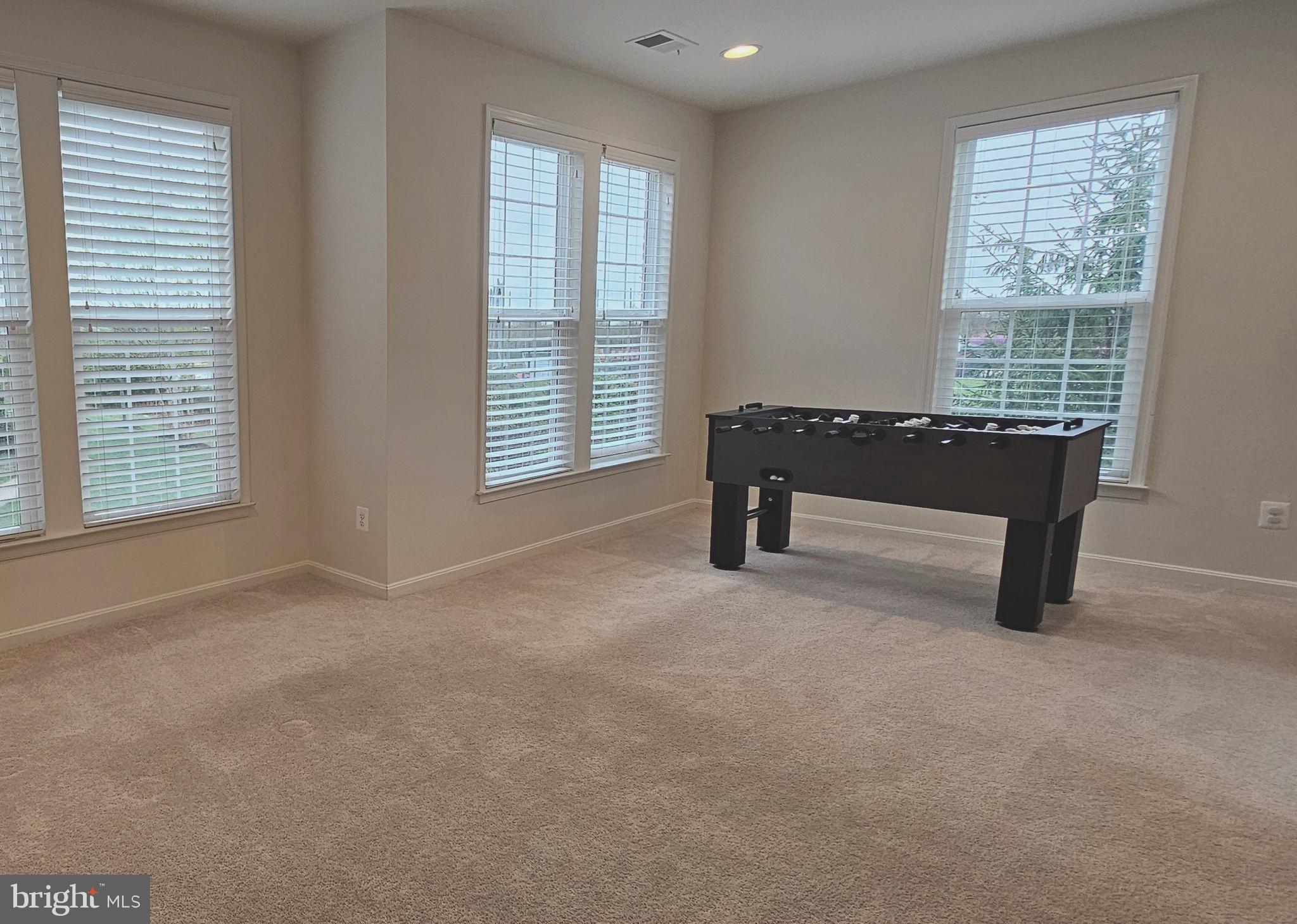 BRAMBLETON OVERLOOK - Residential