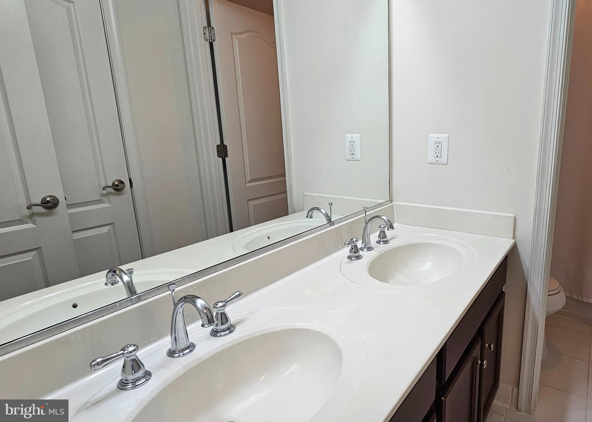 BRAMBLETON OVERLOOK - Residential