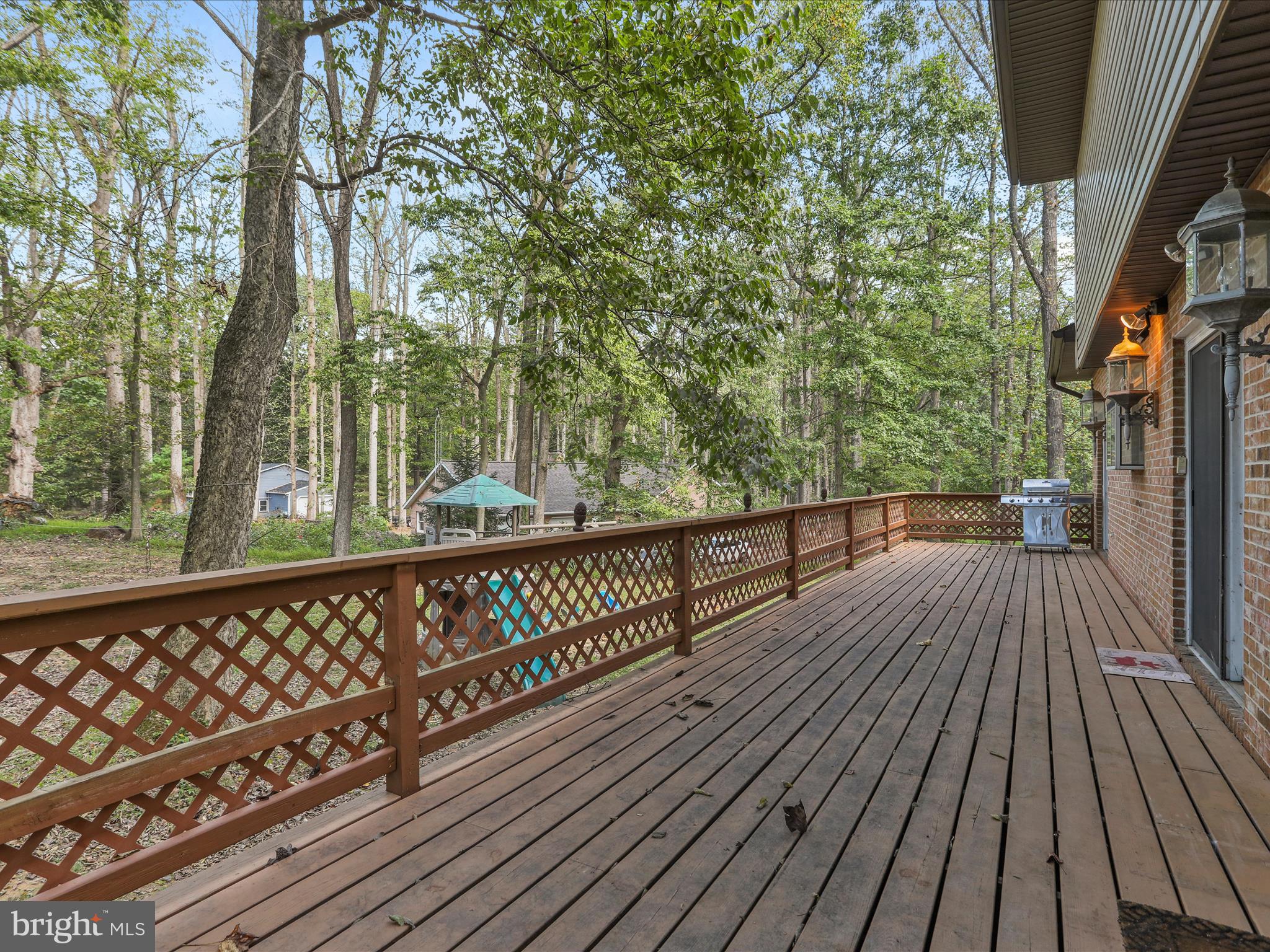 WOODBRIER MANOR - Residential