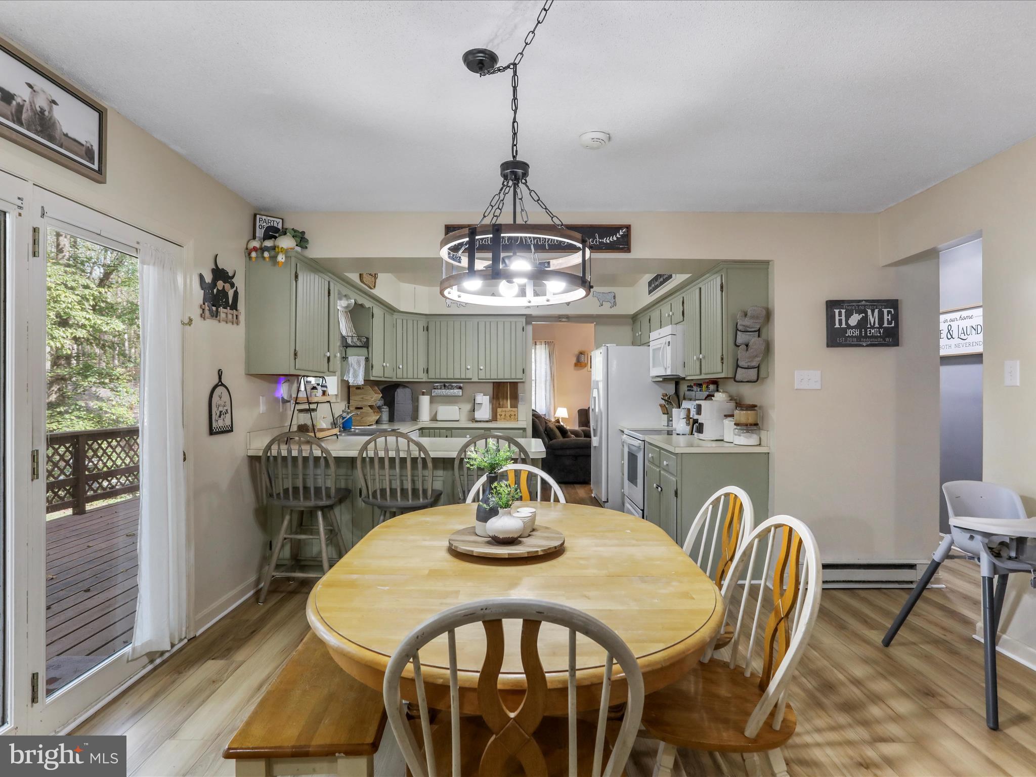 WOODBRIER MANOR - Residential