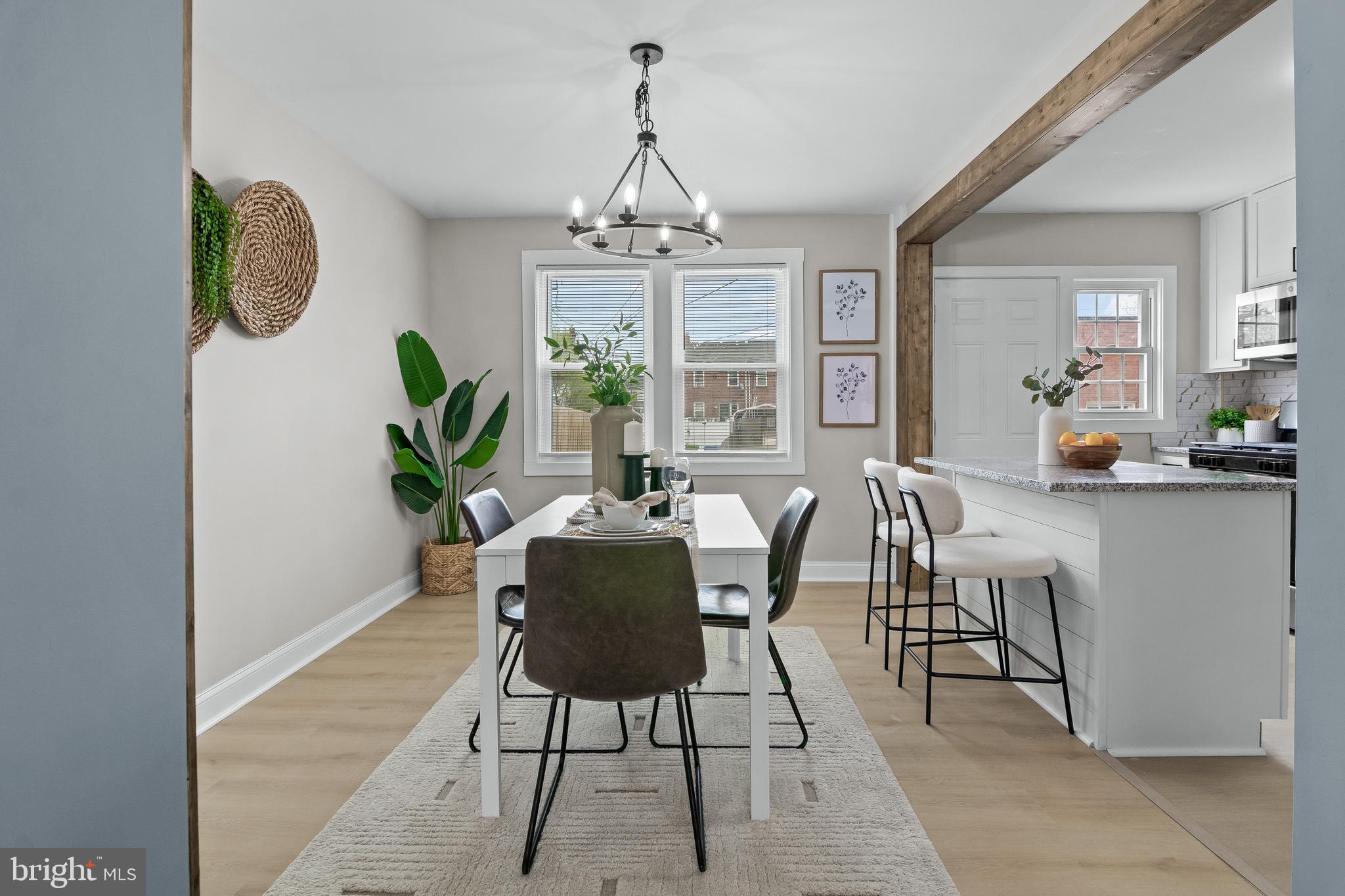 RAMBLEWOOD - Residential