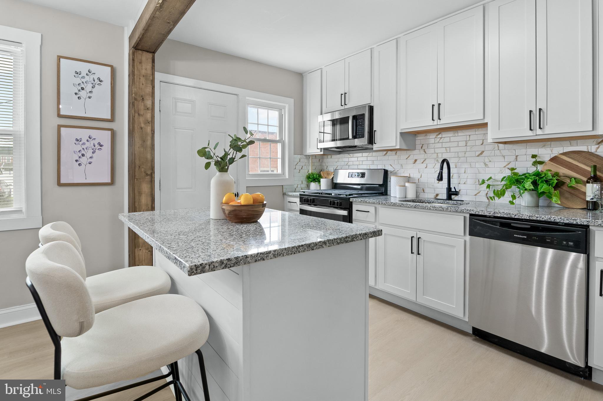 RAMBLEWOOD - Residential