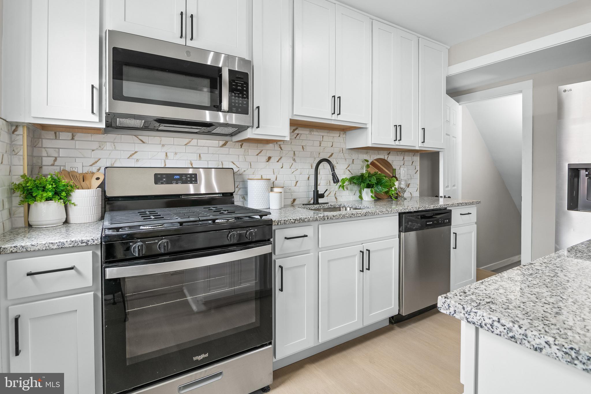 RAMBLEWOOD - Residential