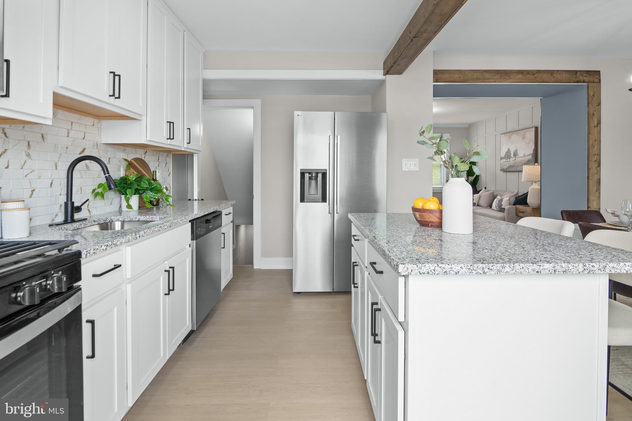 RAMBLEWOOD - Residential