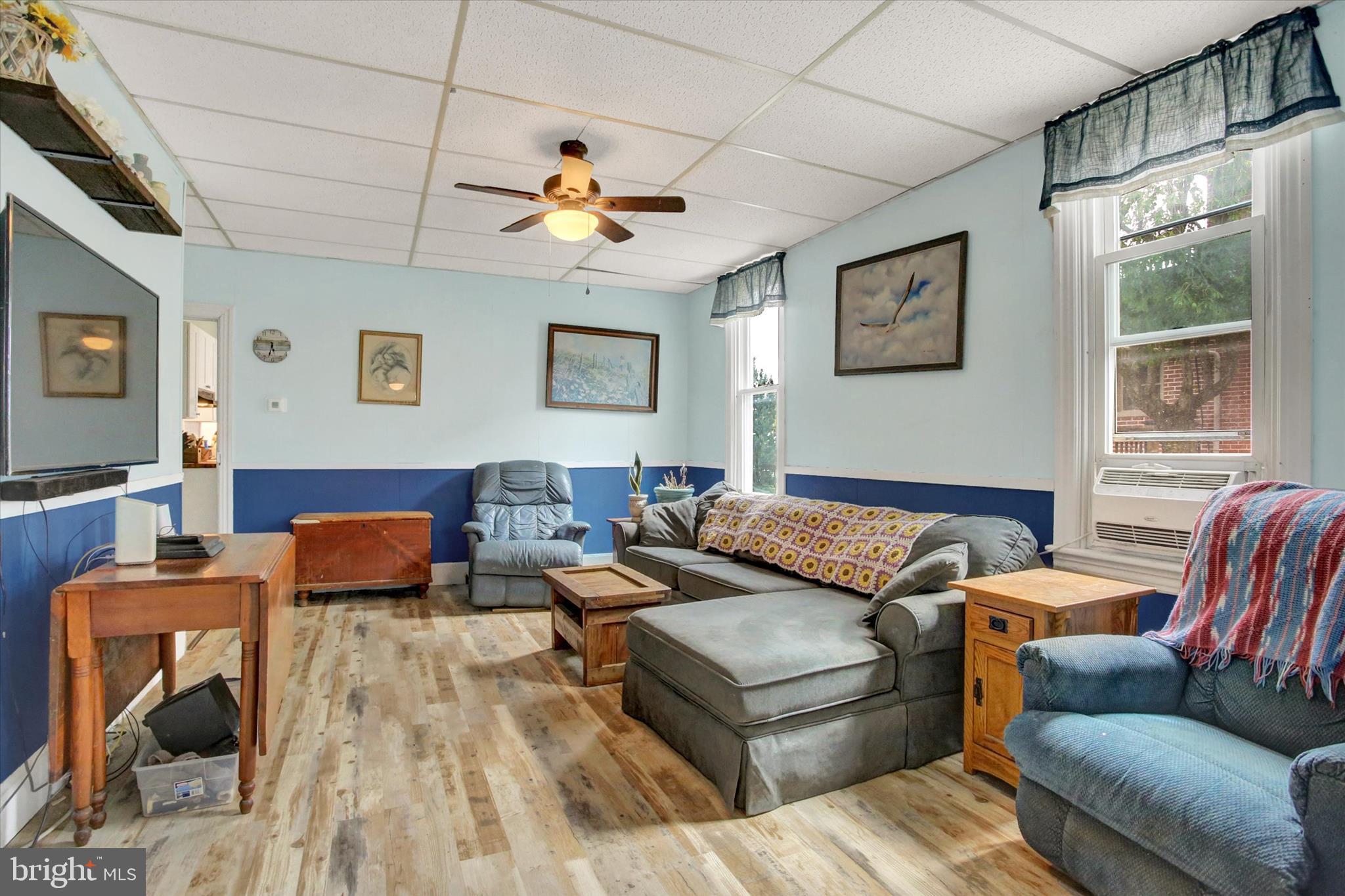 ELIZABETH TWP - Residential