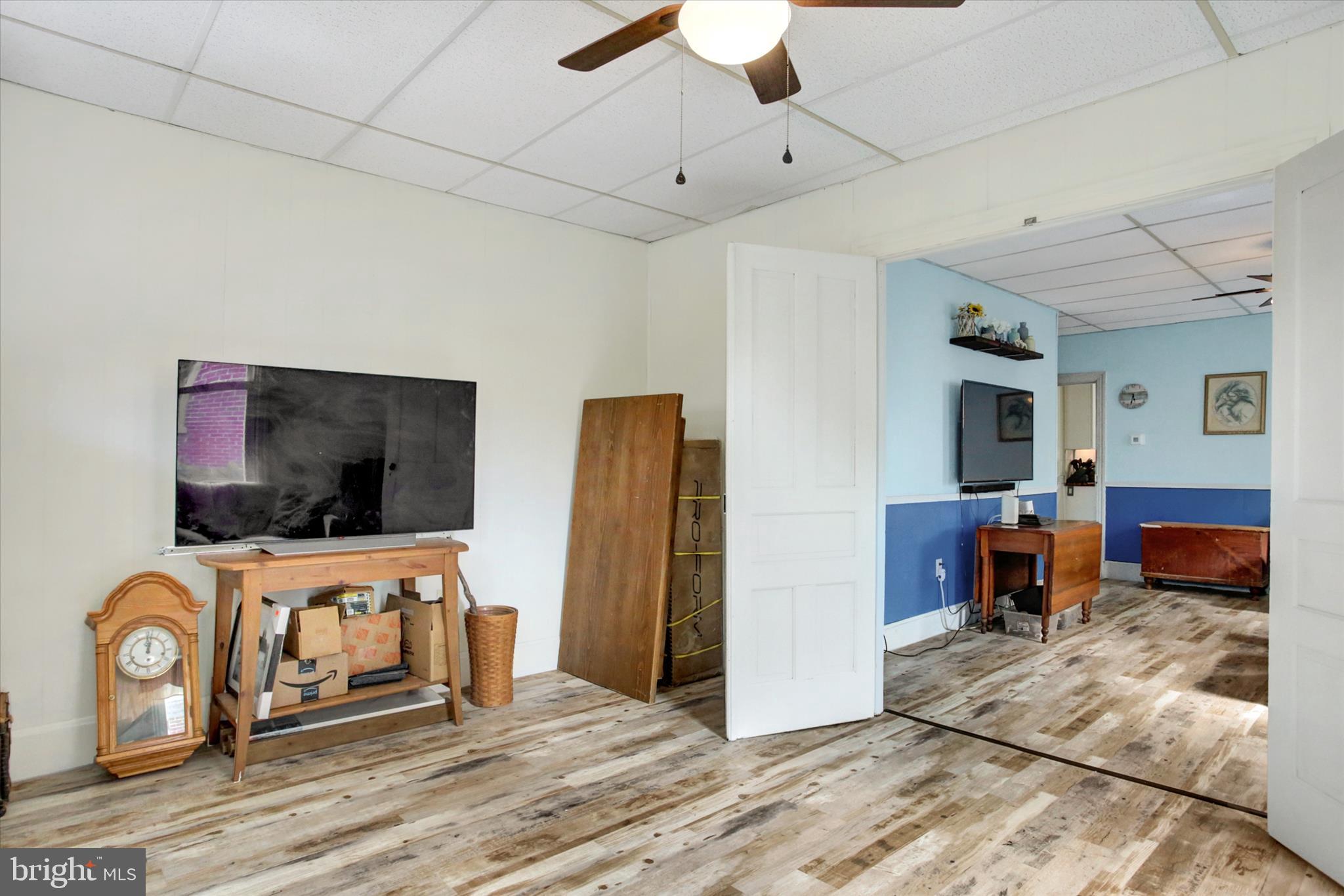 ELIZABETH TWP - Residential