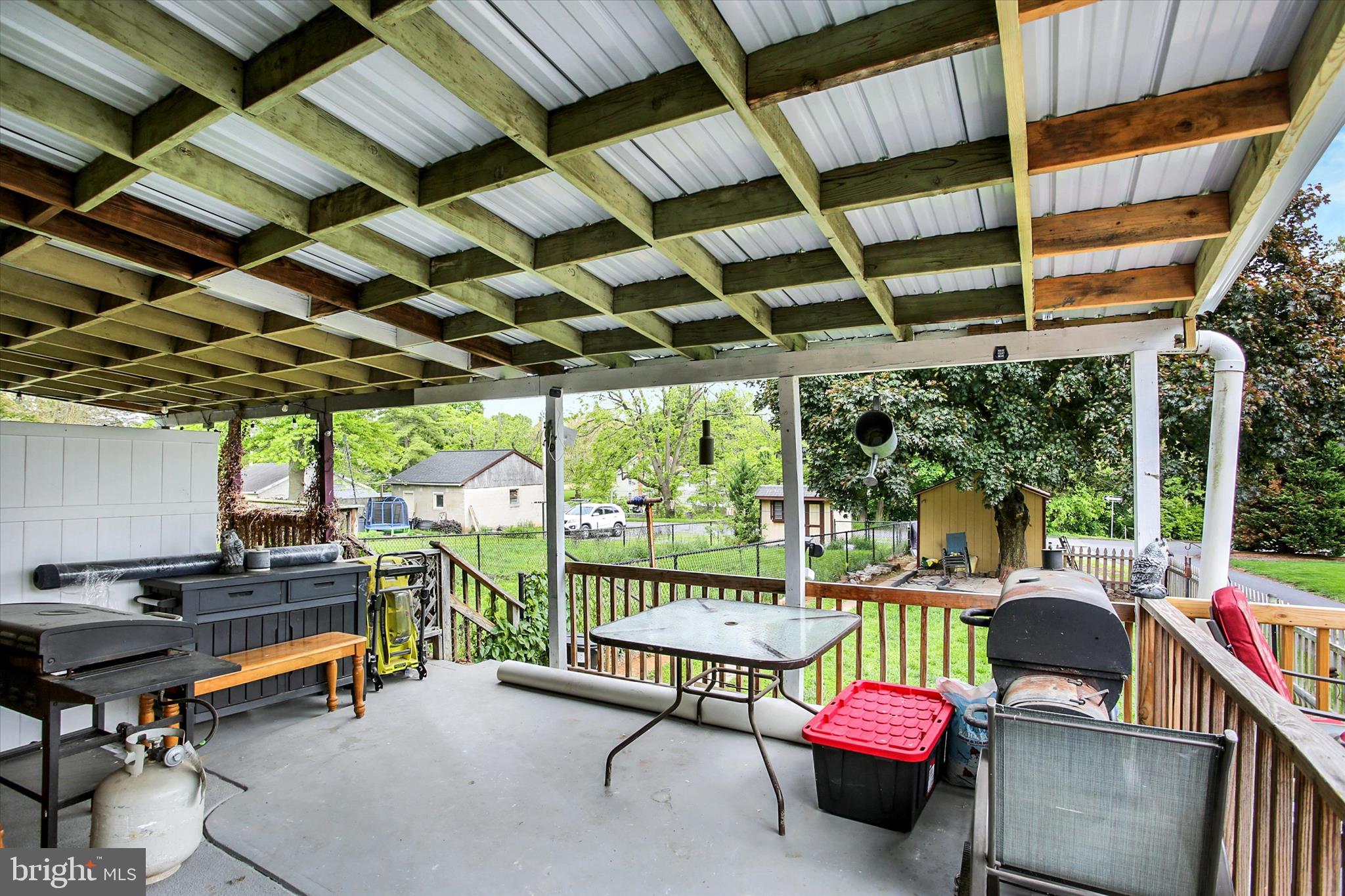 ELIZABETH TWP - Residential