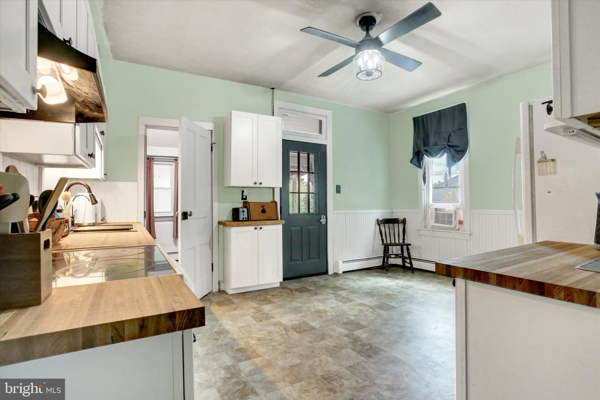 ELIZABETH TWP - Residential