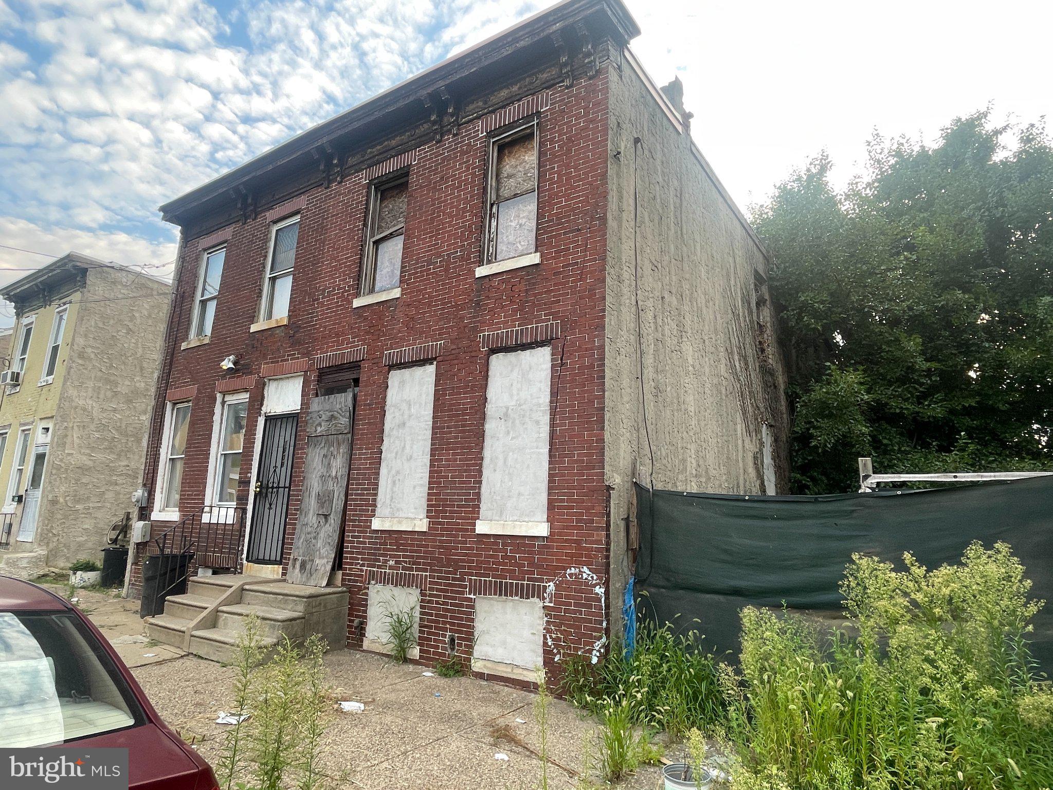 1607 FILMORE STREET