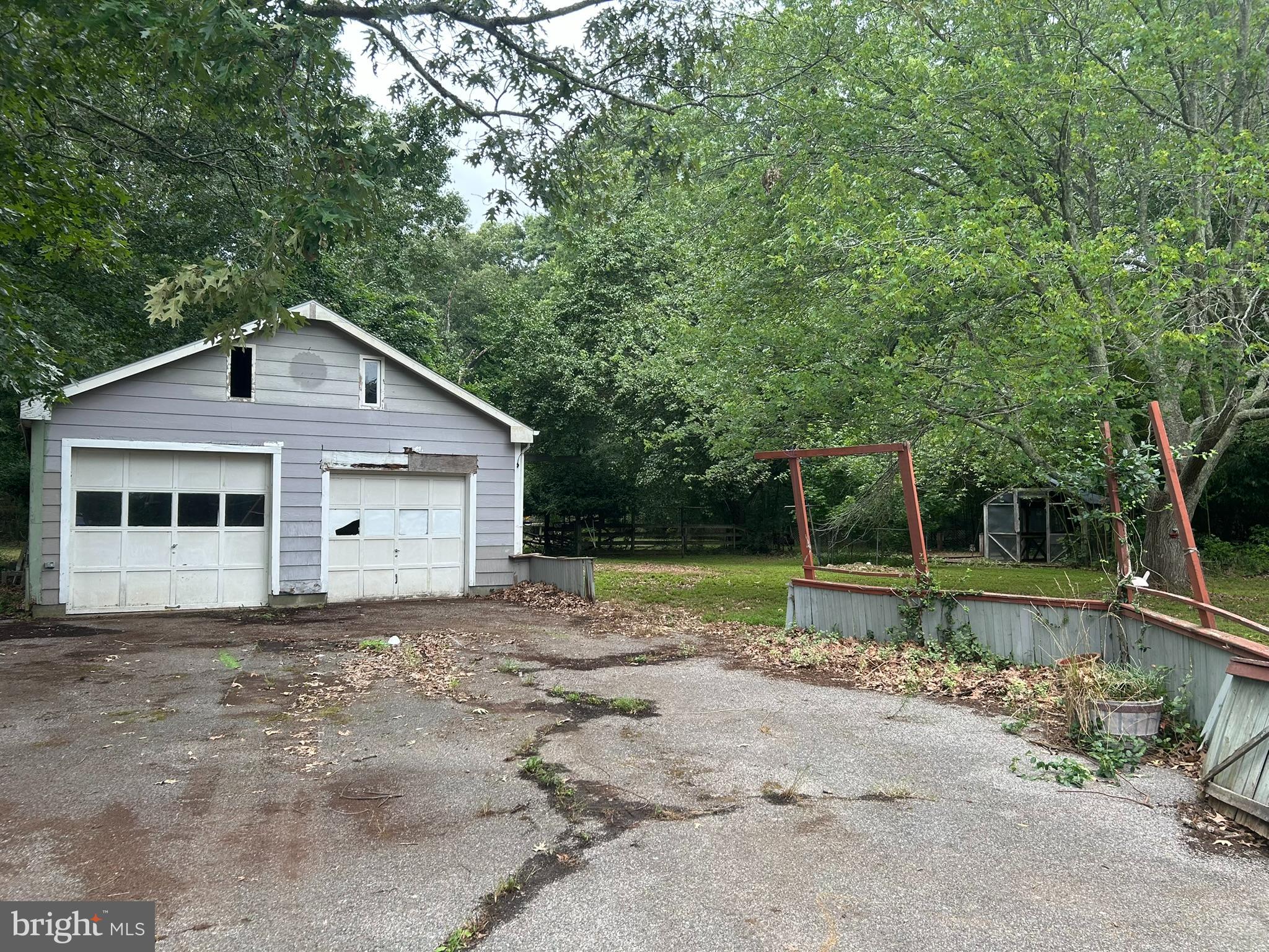 6372 SHADY SIDE ROAD W