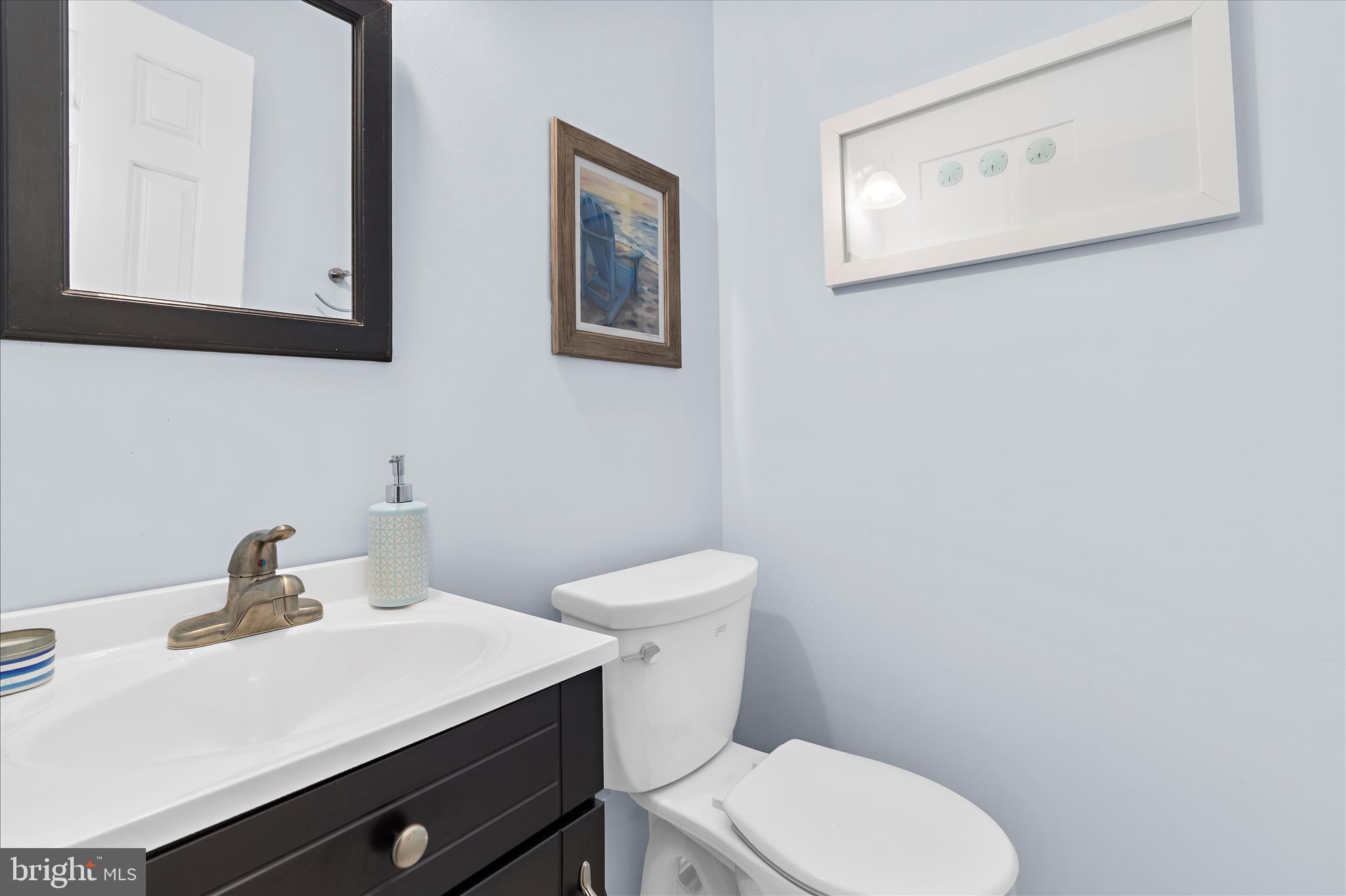 BAY HILLS - Residential