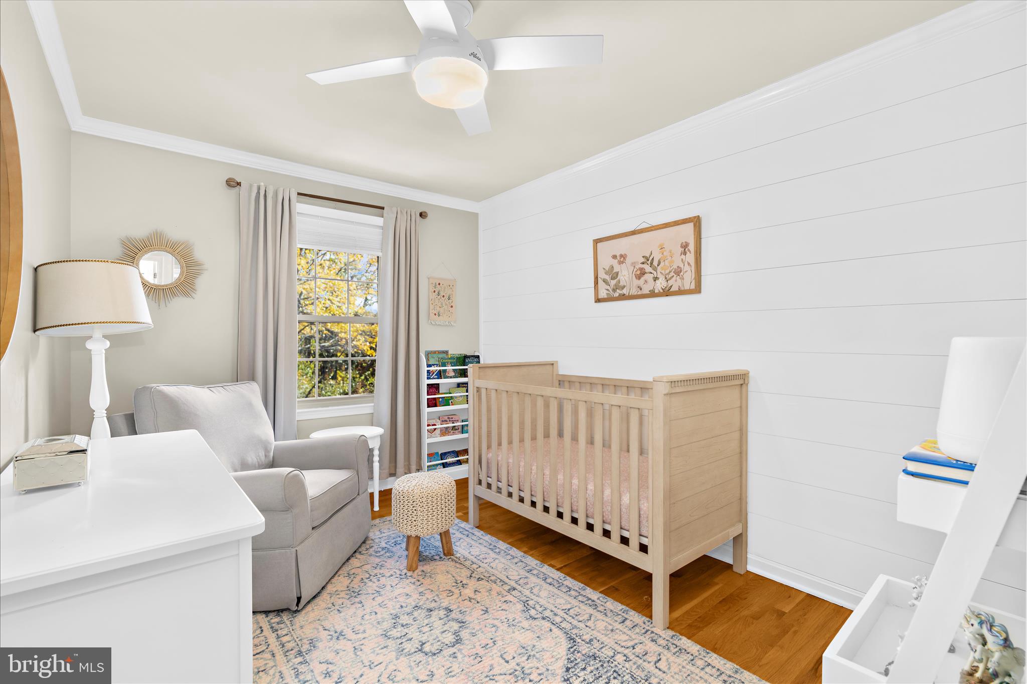 BAY HILLS - Residential