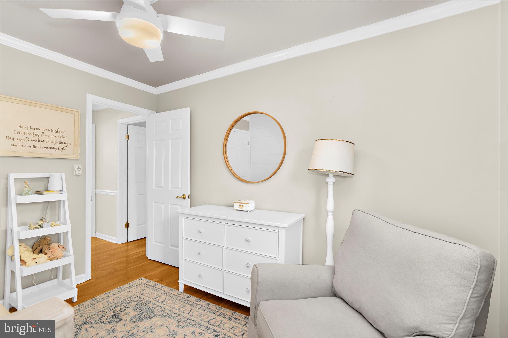 BAY HILLS - Residential