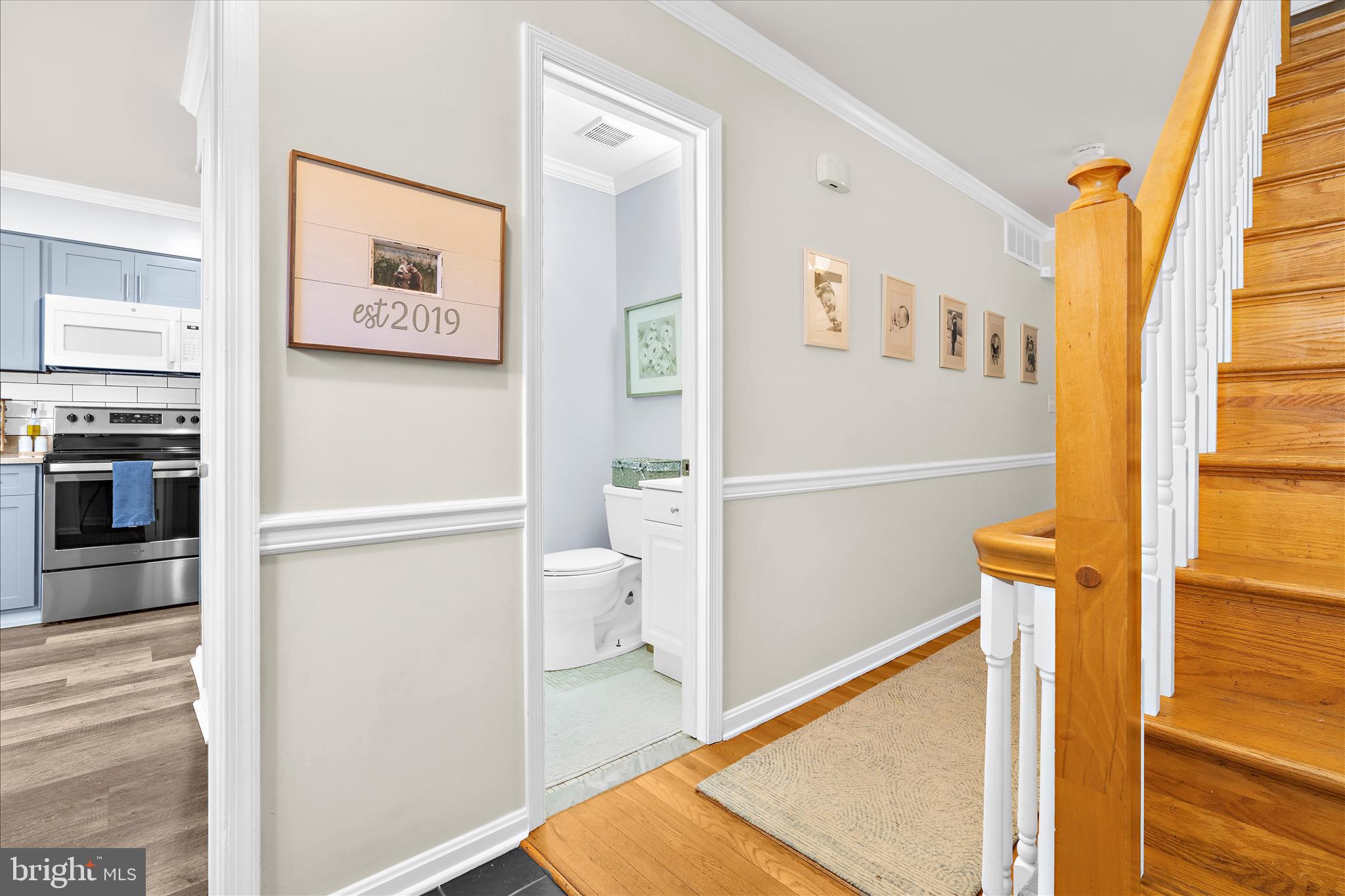 BAY HILLS - Residential