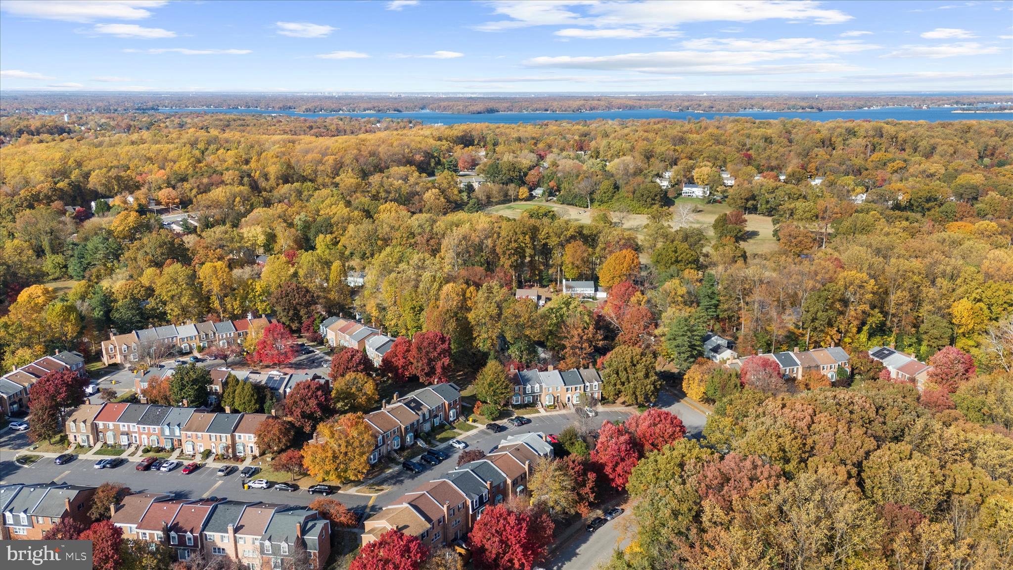 BAY HILLS - Residential