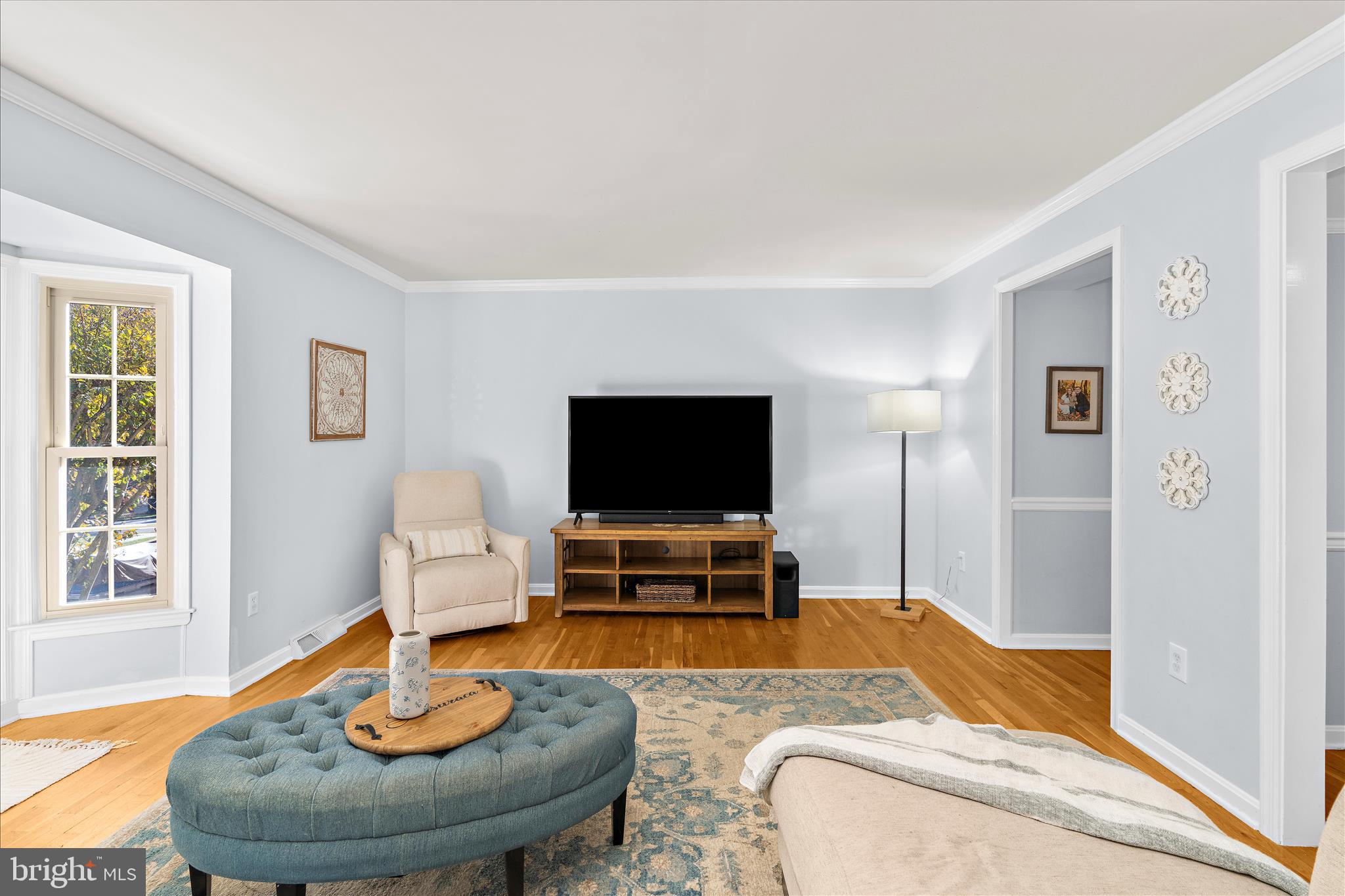 BAY HILLS - Residential