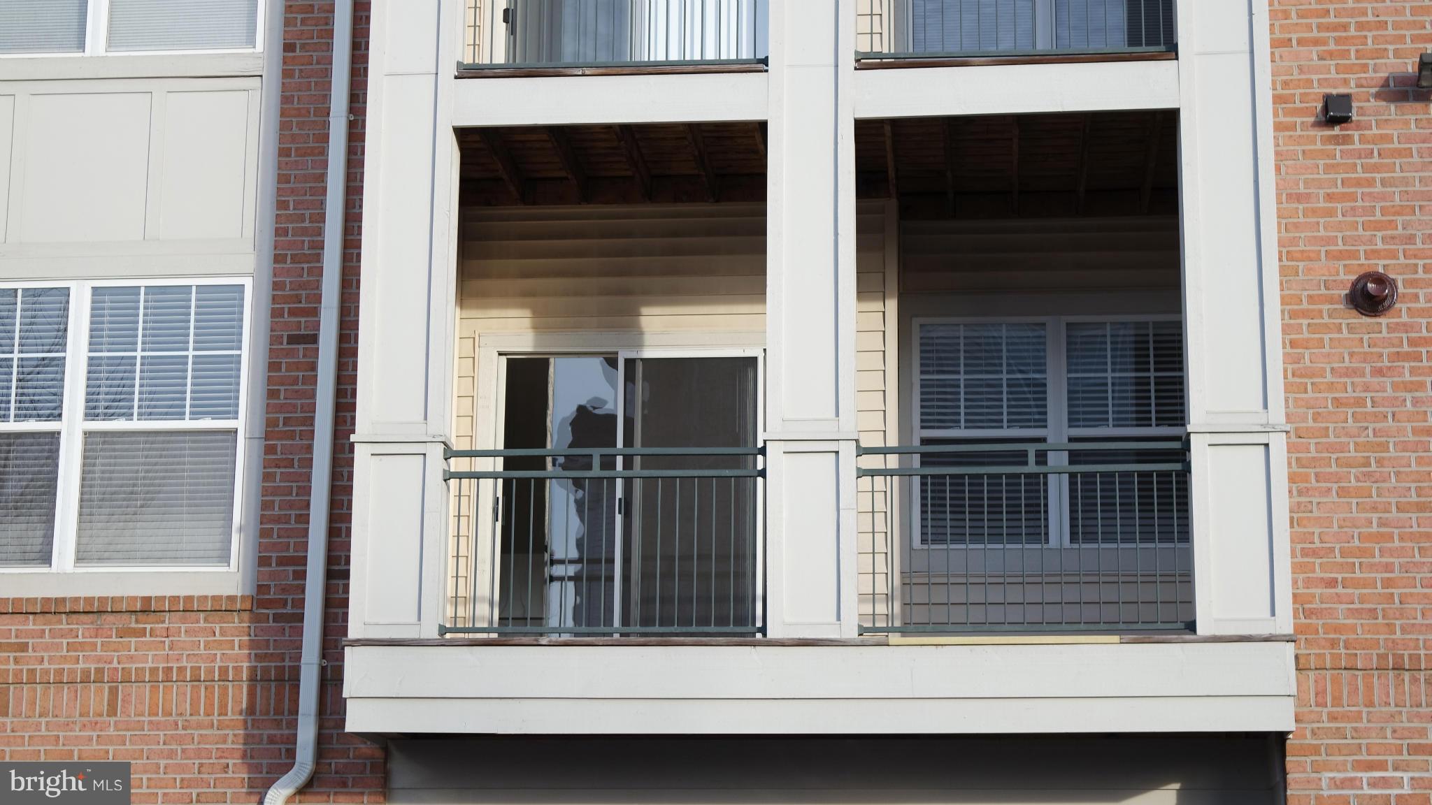 LEGATO CORNER - Residential Lease